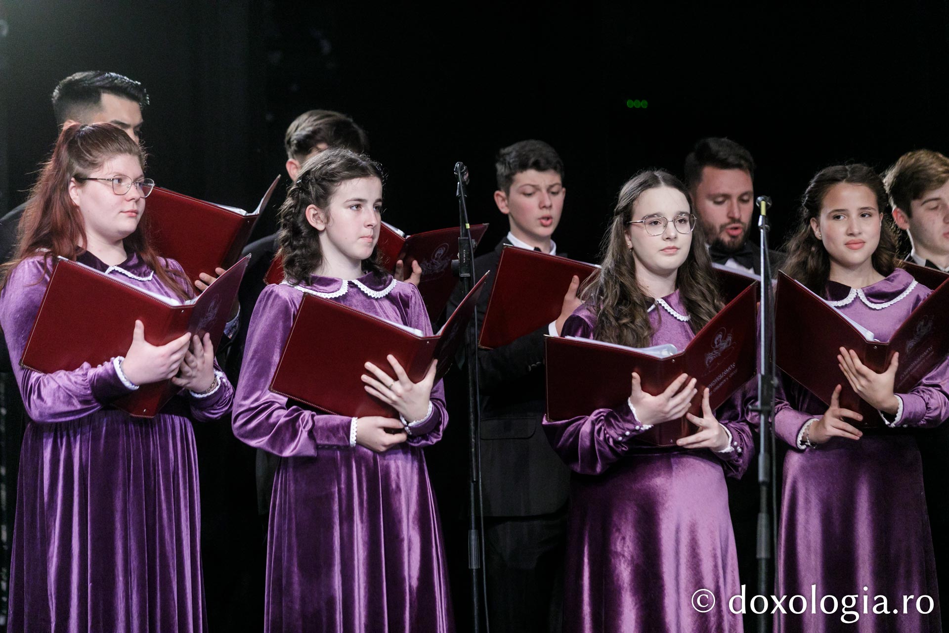 IBMF 2025: „Symbolon” sau lumea muzicii bizantine la Piatra Neamț