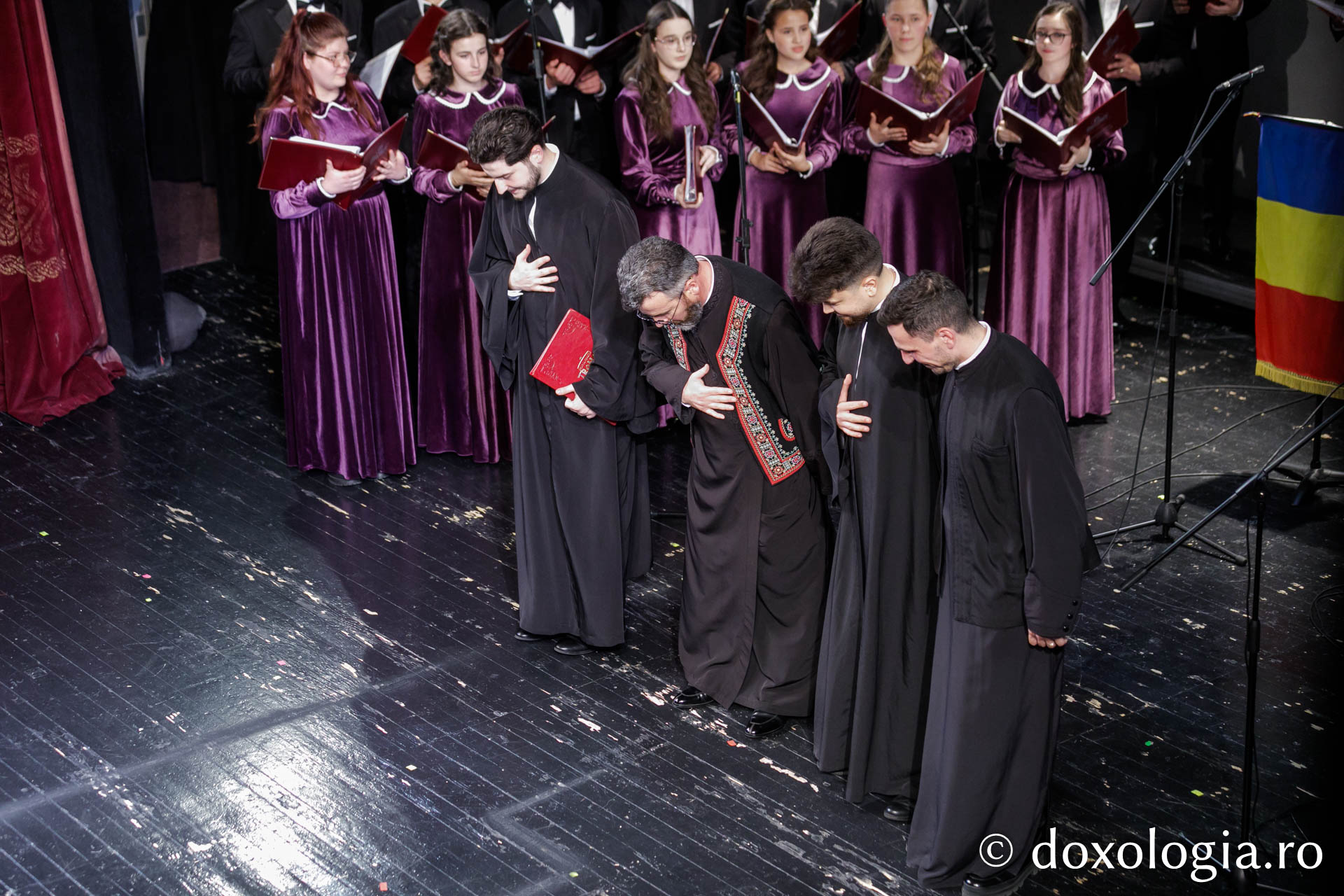 IBMF 2025: „Symbolon” sau lumea muzicii bizantine la Piatra Neamț