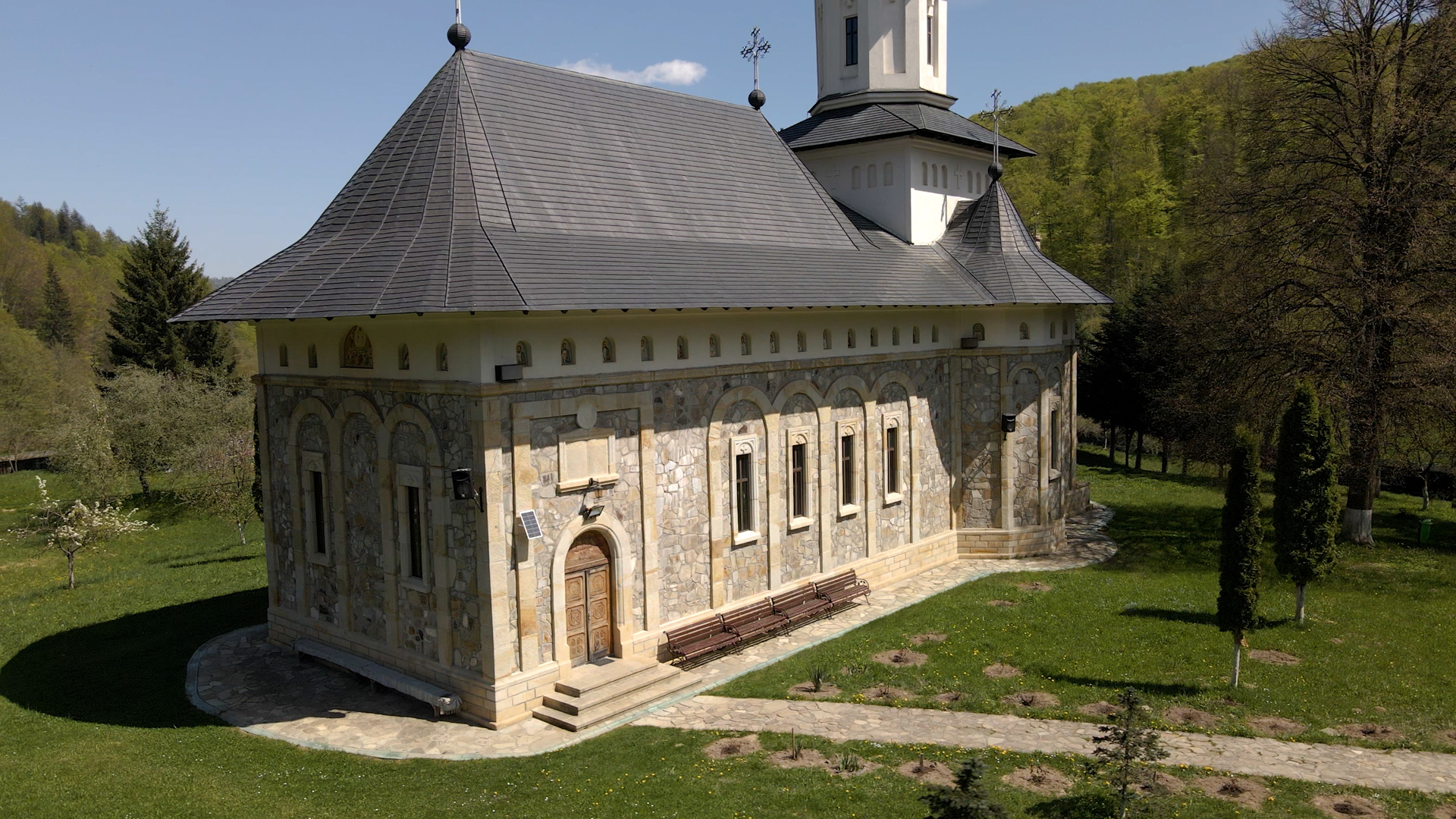 Schitul Icoana Nouă