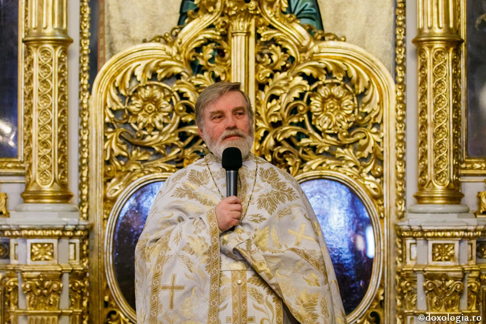 (Audio) Pr. Prof. Ion Vicovan: „În aceste timpuri ale căutării de sens, preotul devine sprijin și lumină”