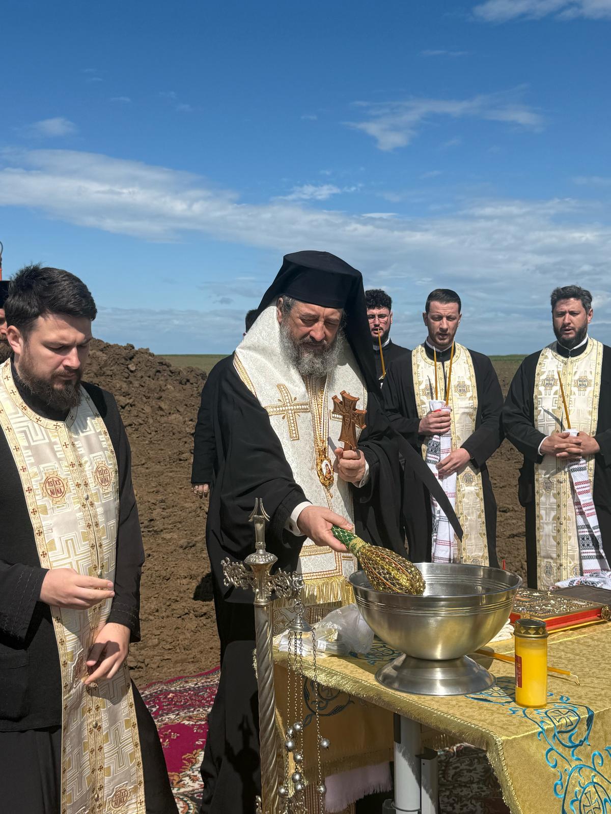 sfințire teren fabrică de lumânări Sfântul Mina Arhiepiscopia Iașilor