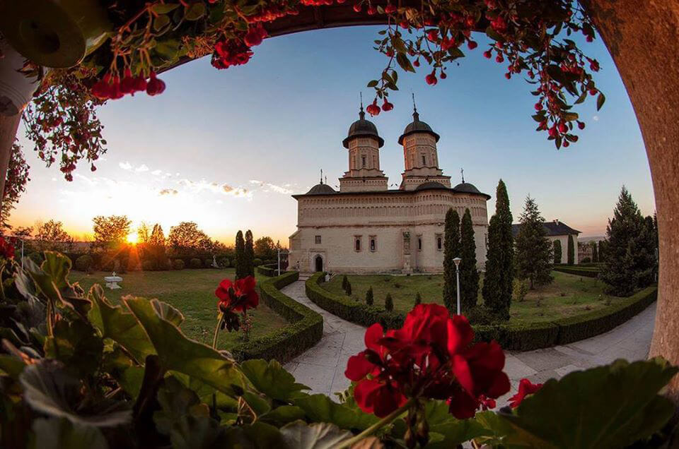 Restaurarea, consolidarea și integrarea turistică a Ansamblului monument istoric Mănăstirea Cetățuia - Iași
