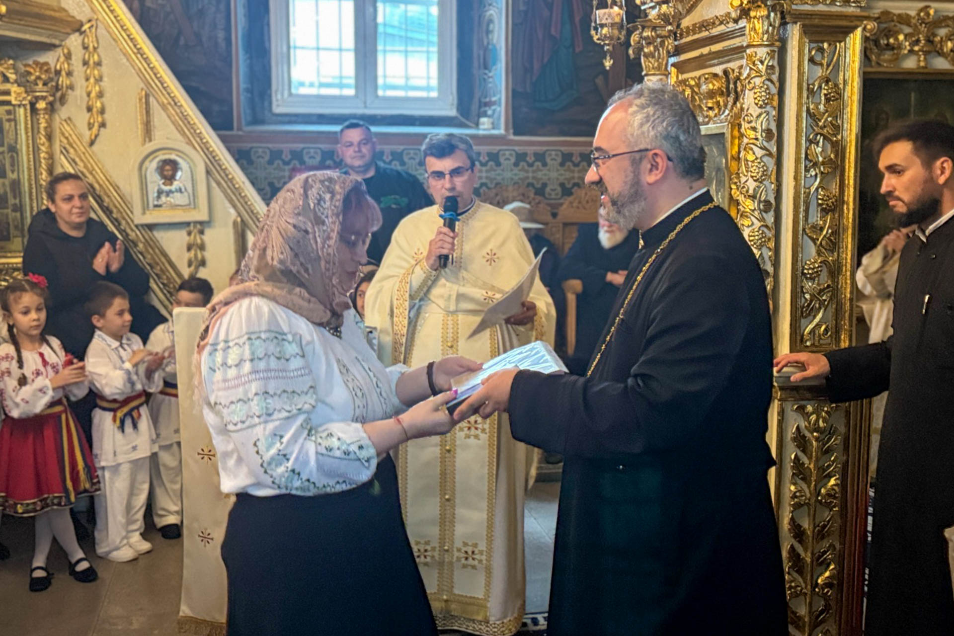 Parohia „Sfânta Treime” Iași și-a premiat câștigătorii Concursului Național Catehetic