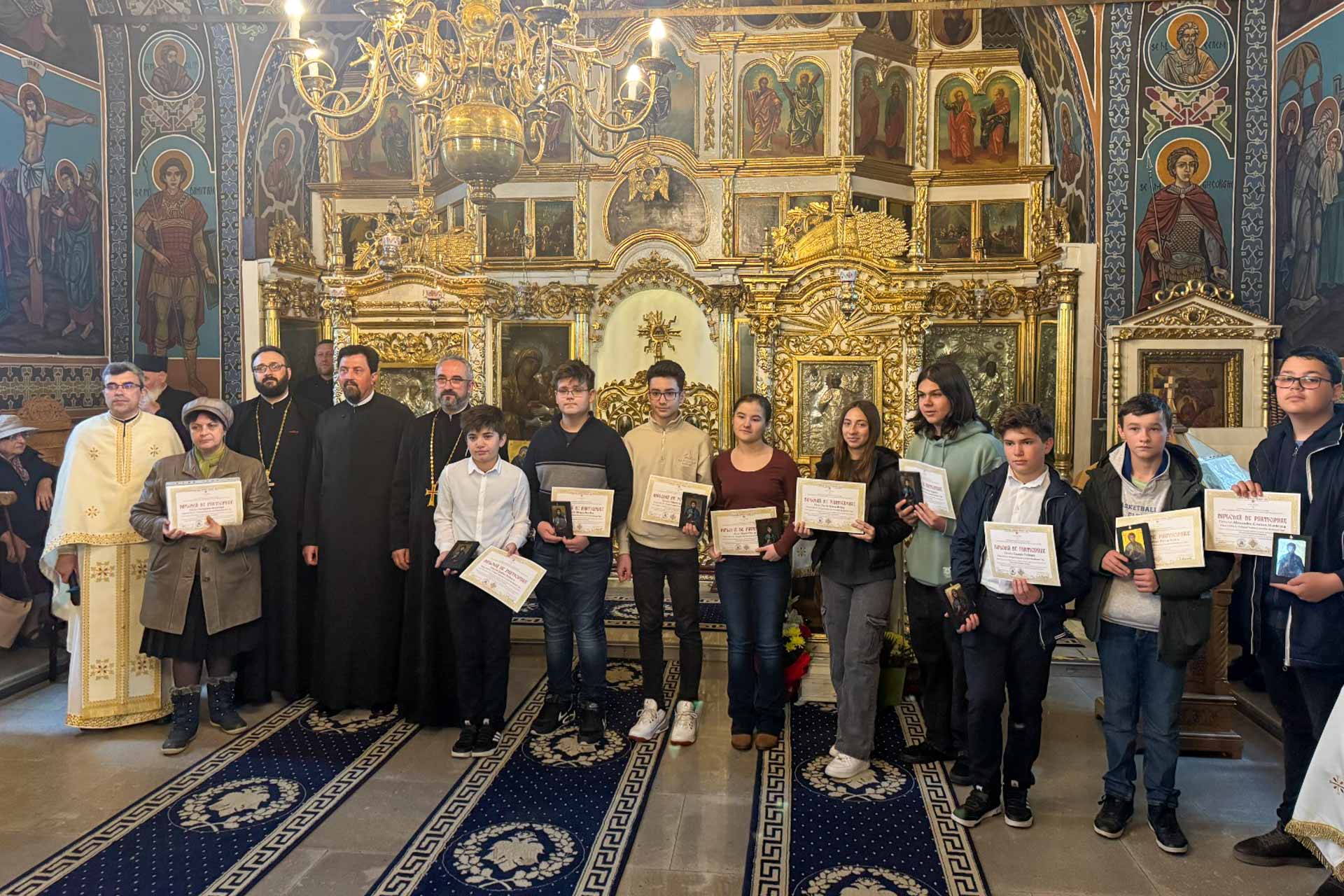 Parohia „Sfânta Treime” Iași și-a premiat câștigătorii Concursului Național Catehetic