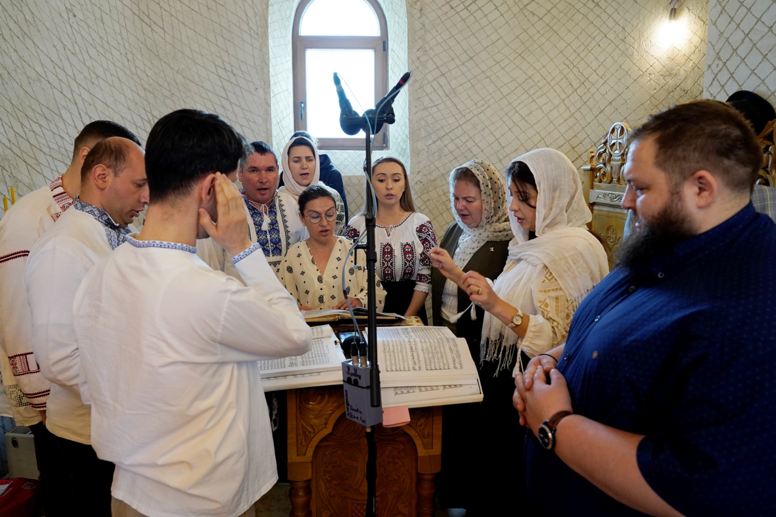 Hirotonie de preot, în Duminica Mironosițelor, la Parohia Ciulinești