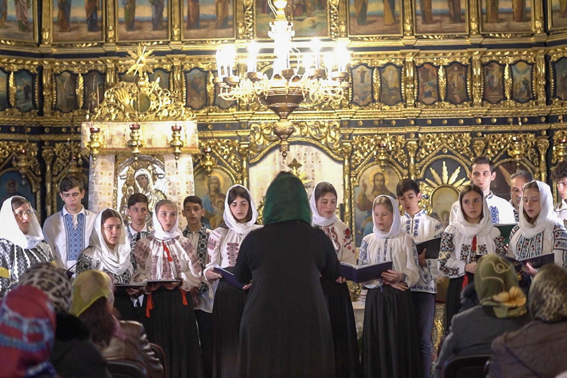 Seară duhovnicească la Parohia Piatra Șoimului I, închinată mărturisitorilor Părintele Justin Pârvu și fratele Traian Dorz