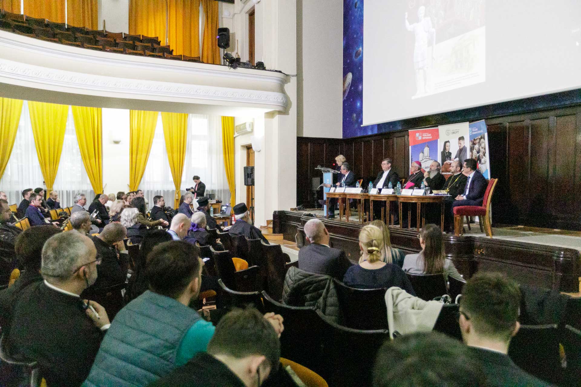 Foto: pr. Silviu Cluci A început la Iași Conferința Internațională dedicată aniversării celor 1700 de ani de la Sinodul de la Niceea