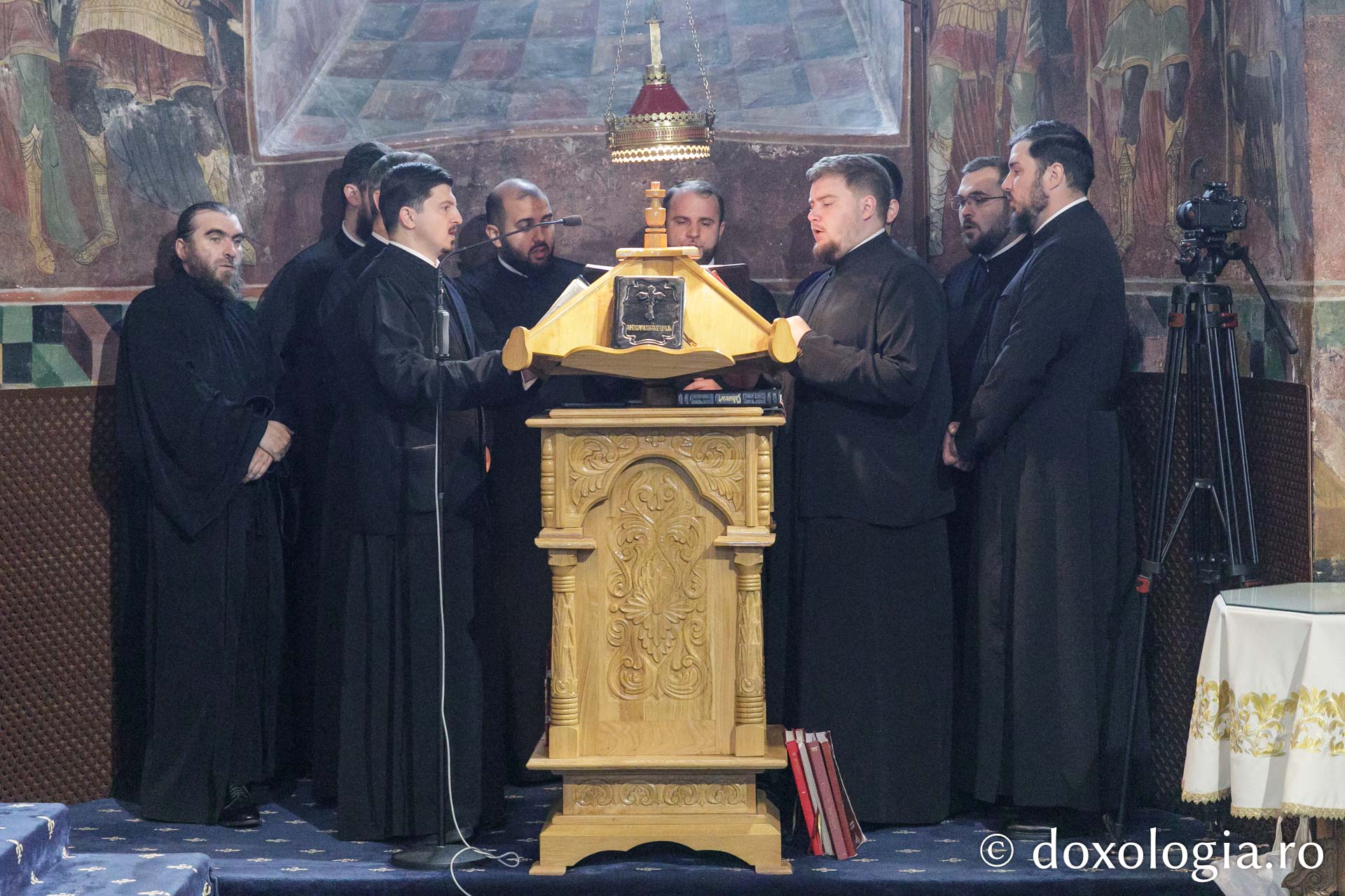 Sinaxa monahală mitropolitană cu stareții și starețele mănăstirilor din cuprinsul Mitropoliei Moldovei și Bucovinei / Foto: Pr. Silviu Cluci Sinaxa monahală mitropolitană cu stareții și starețele mănăstirilor din cuprinsul Mitropoliei Moldovei și Bucovinei