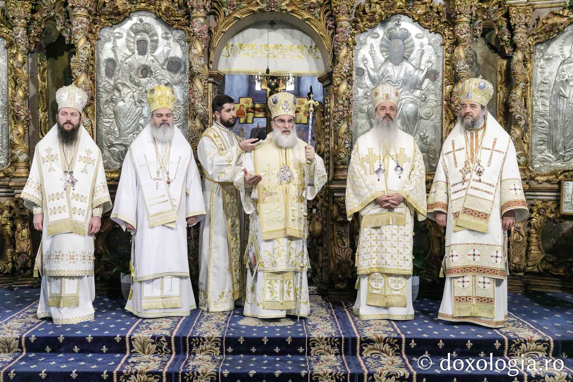 Sinaxa monahală mitropolitană cu stareții și starețele mănăstirilor din cuprinsul Mitropoliei Moldovei și Bucovinei / Foto: Pr. Silviu Cluci Sinaxa monahală mitropolitană cu stareții și starețele mănăstirilor din cuprinsul Mitropoliei Moldovei și Bucovinei