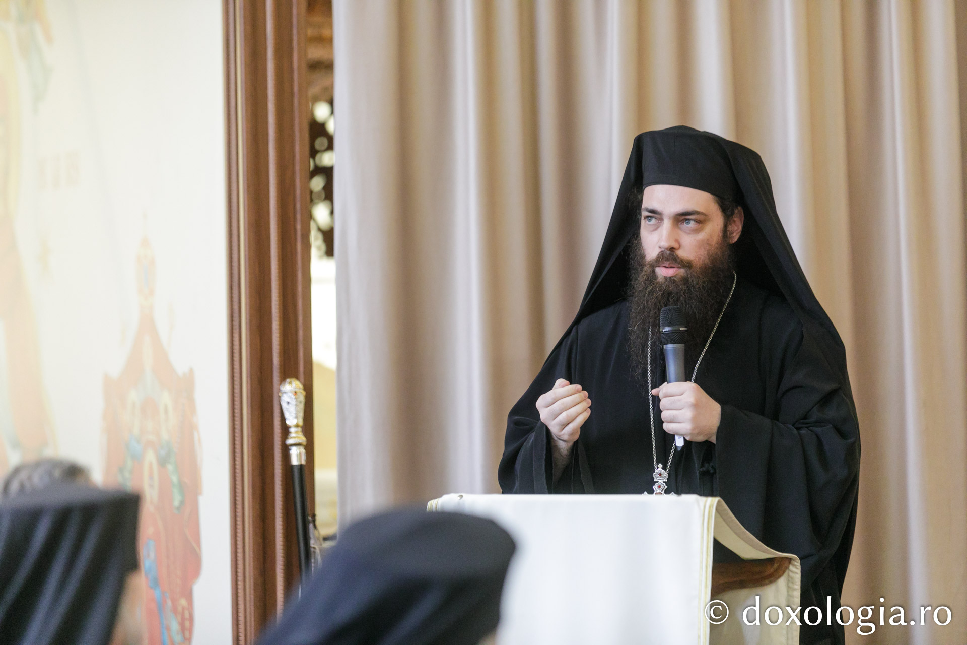 Sinaxa monahală mitropolitană cu stareții și starețele mănăstirilor din cuprinsul Mitropoliei Moldovei și Bucovinei / Foto: Pr. Silviu Cluci Sinaxa monahală mitropolitană cu stareții și starețele mănăstirilor din cuprinsul Mitropoliei Moldovei și Bucovinei