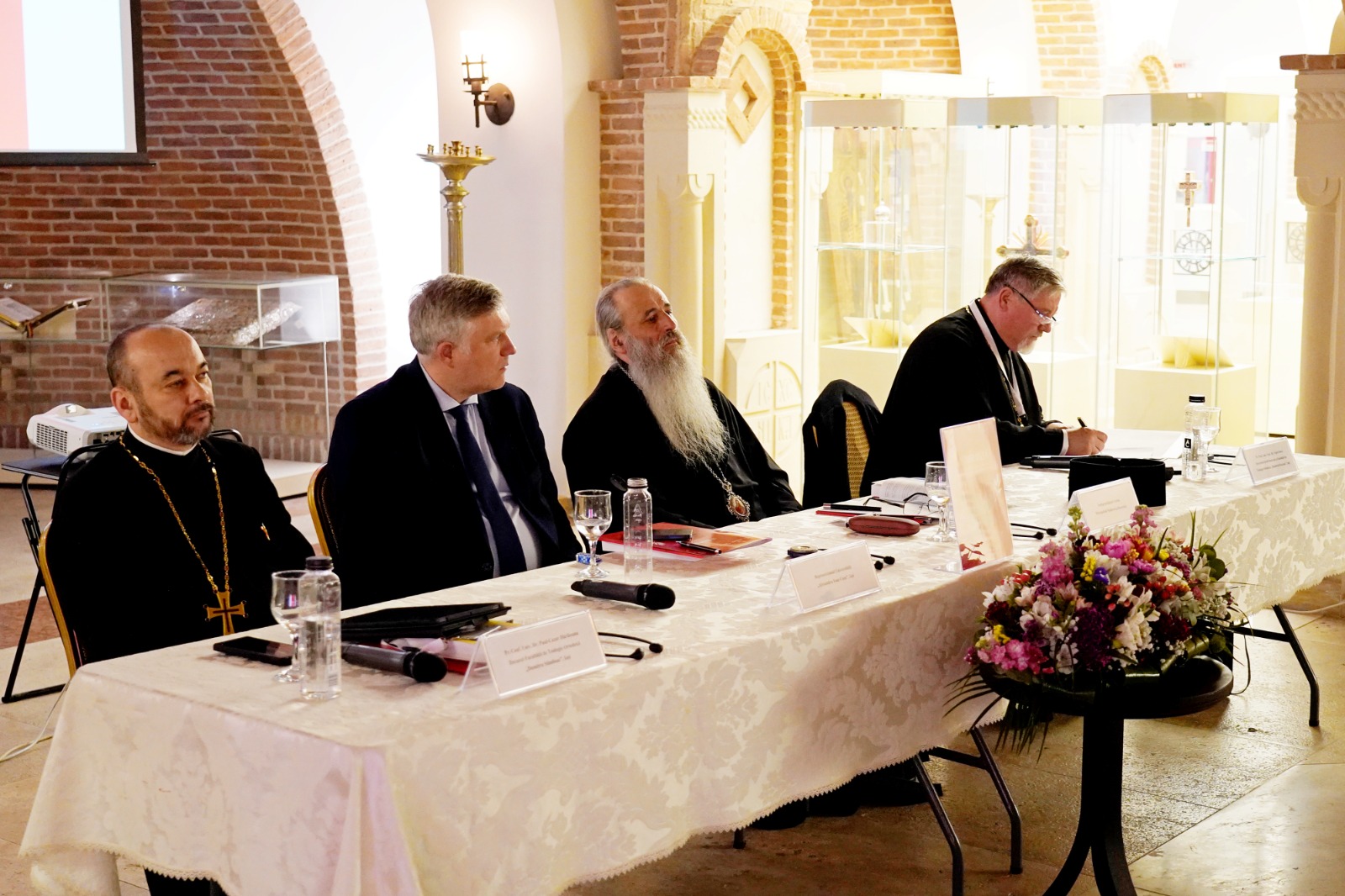 Au început lucrările celei de-a XVII-a ediții a Simpozionului „Studia Theologica Doctoralia”