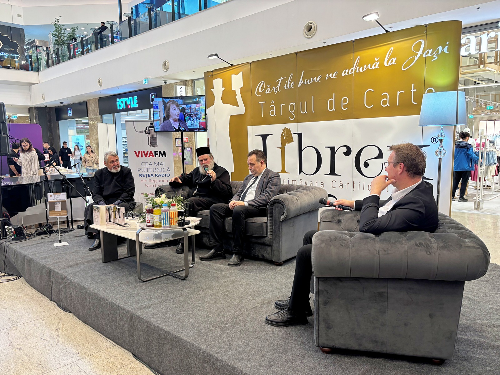 Cartea „Fiul Meu, tu încă n-ai ajuns acasă”, lansată în cadrul LIBREX 2025