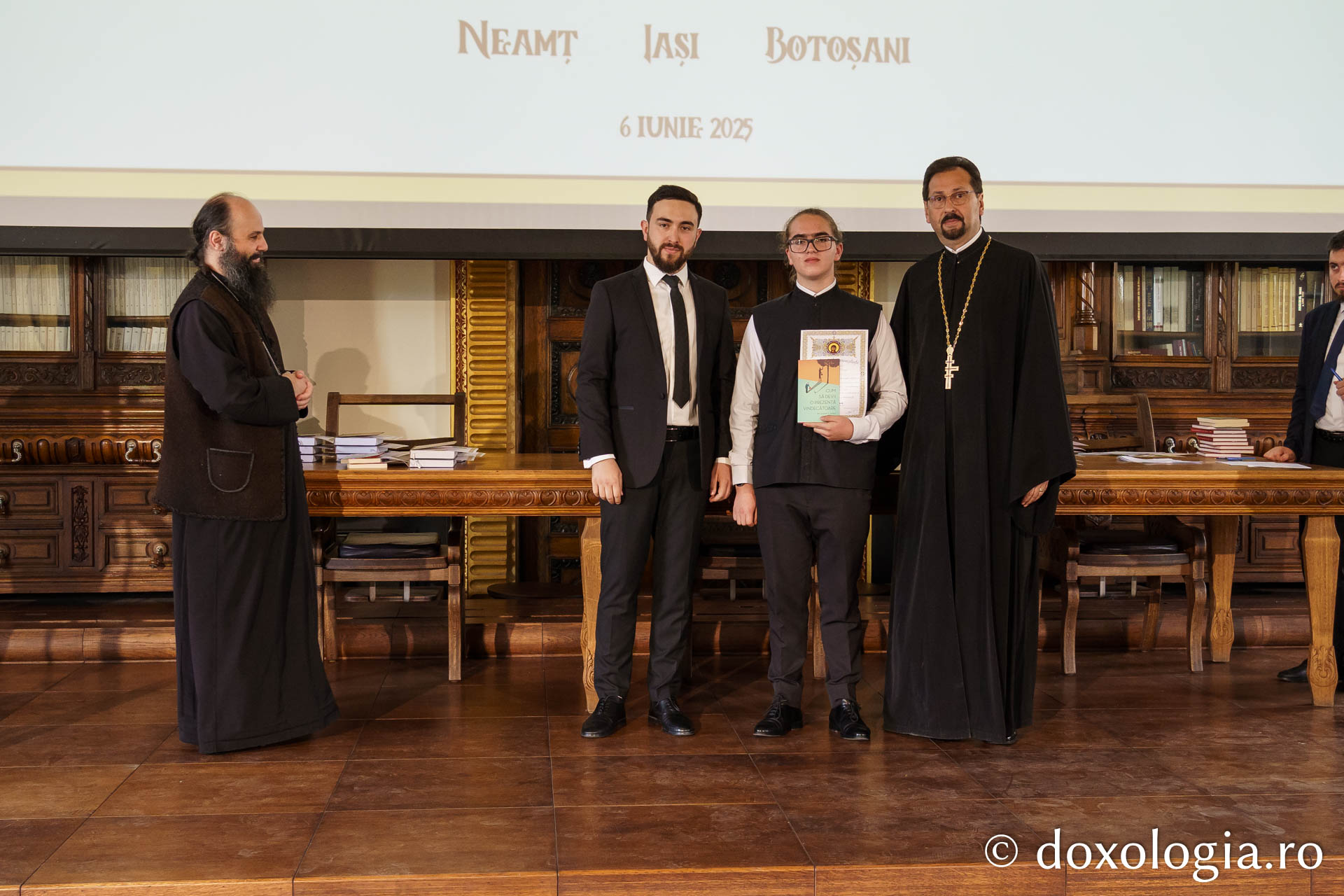 67 de elevi premiați pentru excelență la olimpiadele de Religie și Cultură și Spiritualitate Românească