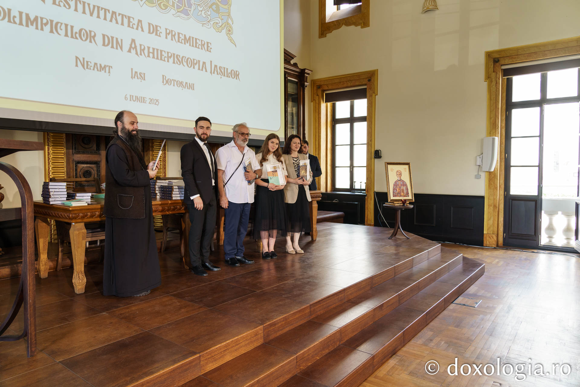 67 de elevi premiați pentru excelență la olimpiadele de Religie și Cultură și Spiritualitate Românească