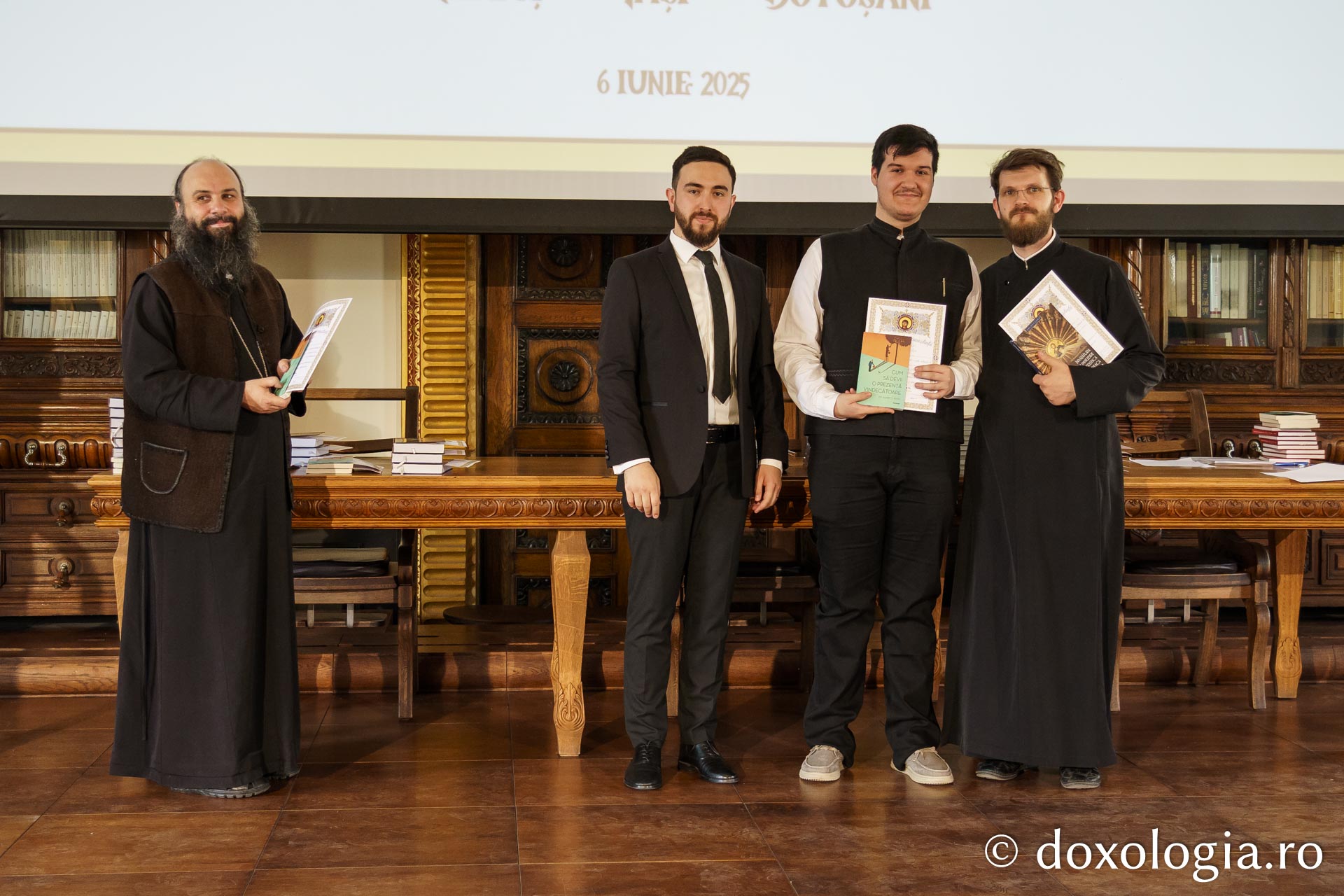 67 de elevi premiați pentru excelență la olimpiadele de Religie și Cultură și Spiritualitate Românească