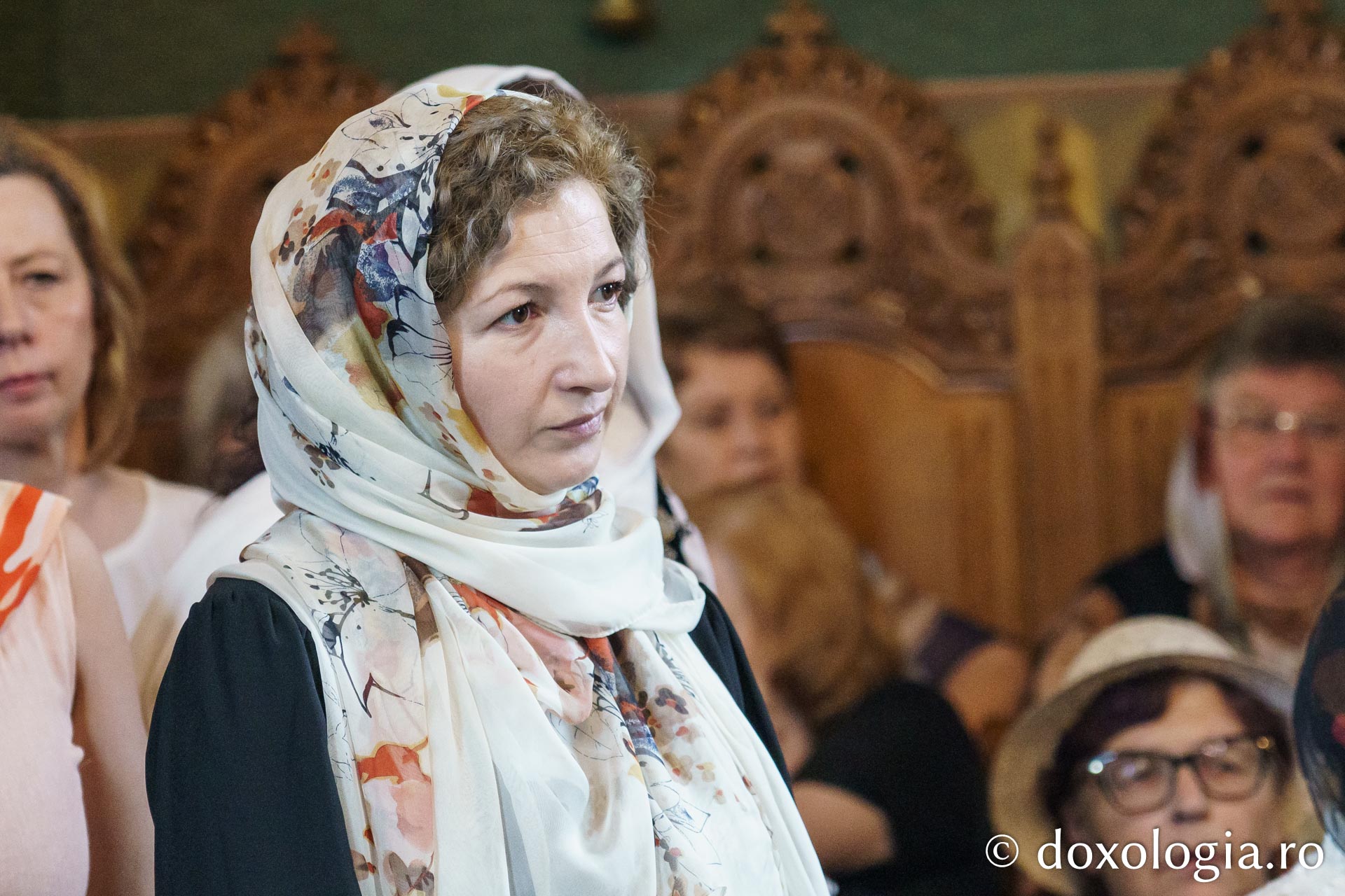 Preasfințitul Nichifor Botoșăneanul a slujit la Parohia „Sfântul Nicolae” din Humulești