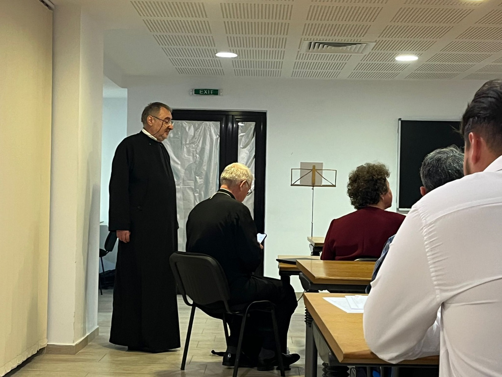 Concursuri universitare pentru ocuparea a patru posturi didactice la Facultatea de Teologie Ortodoxă din Iași