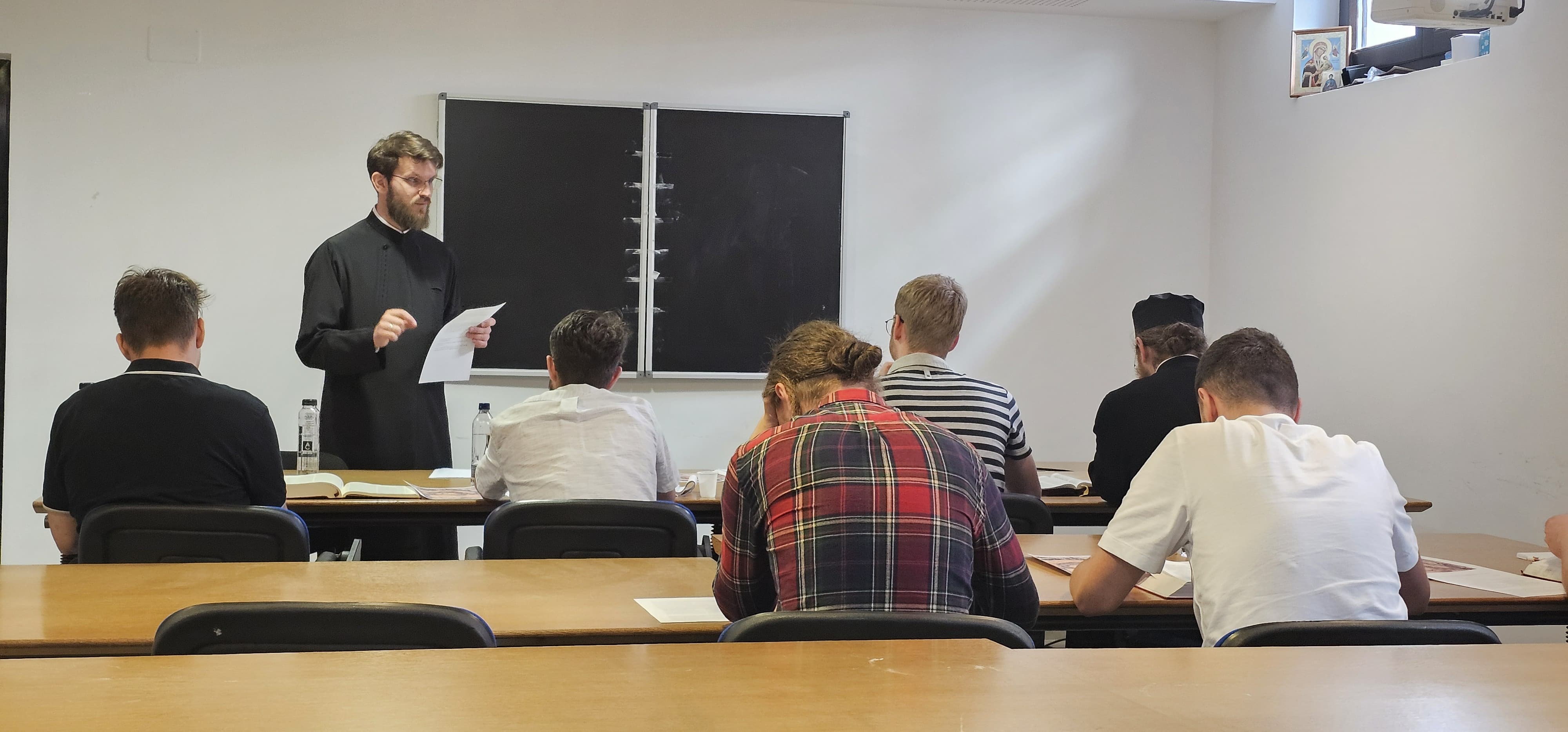 Concursuri universitare pentru ocuparea a patru posturi didactice la Facultatea de Teologie Ortodoxă din Iași