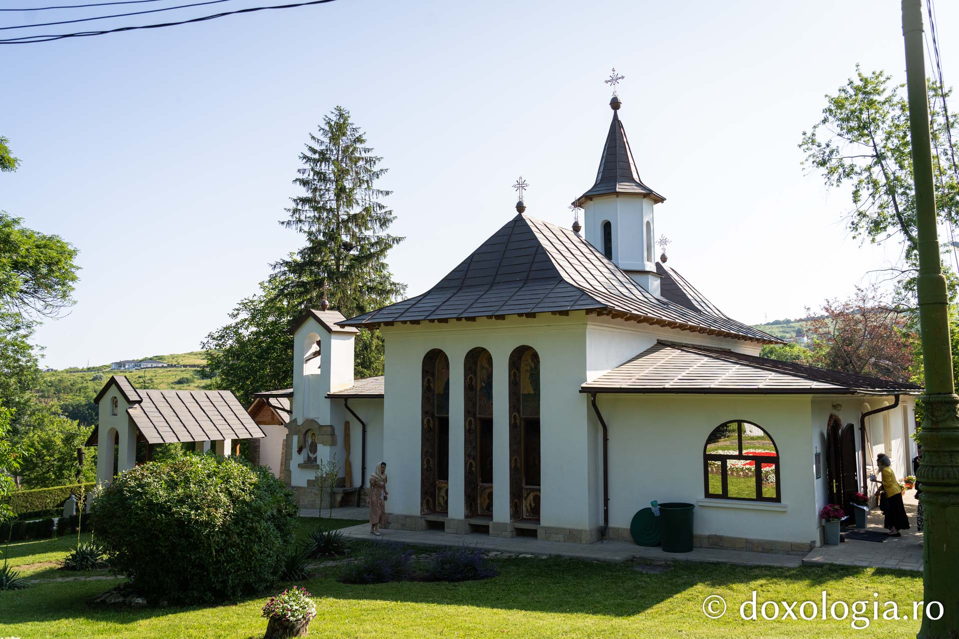 Mănăstirea Bucium din Iași și-a cinstit ocrotitorii în Duminica Sfinților Români