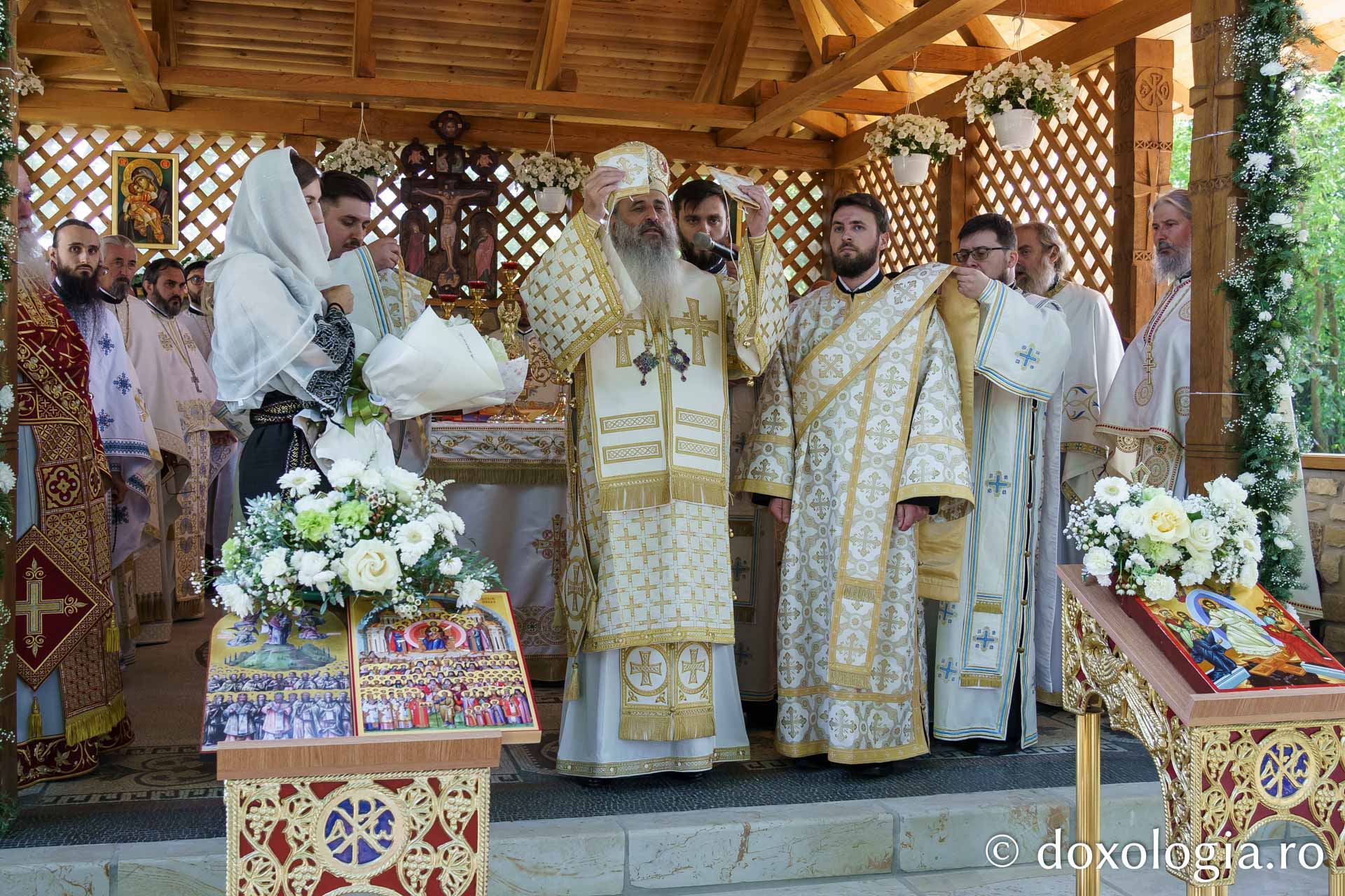 Mănăstirea Bucium din Iași și-a cinstit ocrotitorii în Duminica Sfinților Români