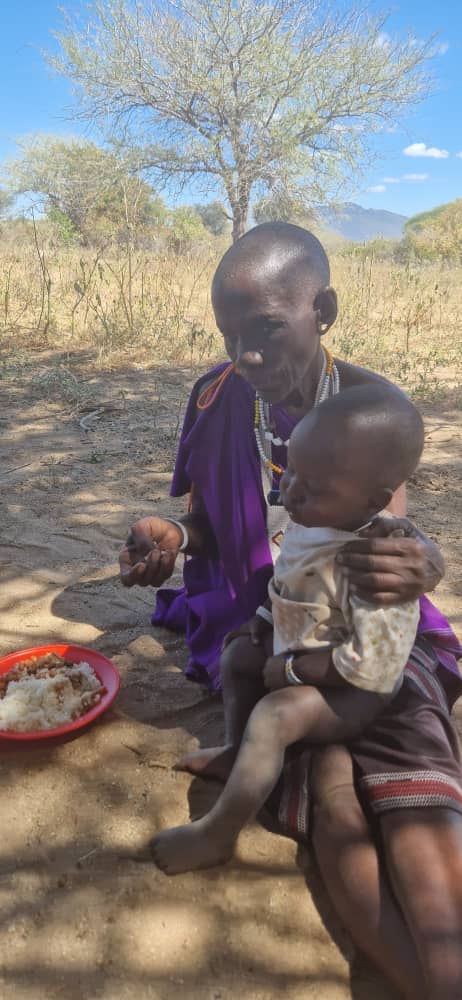 53 de femei și copii s-au botezat la Mapogoro