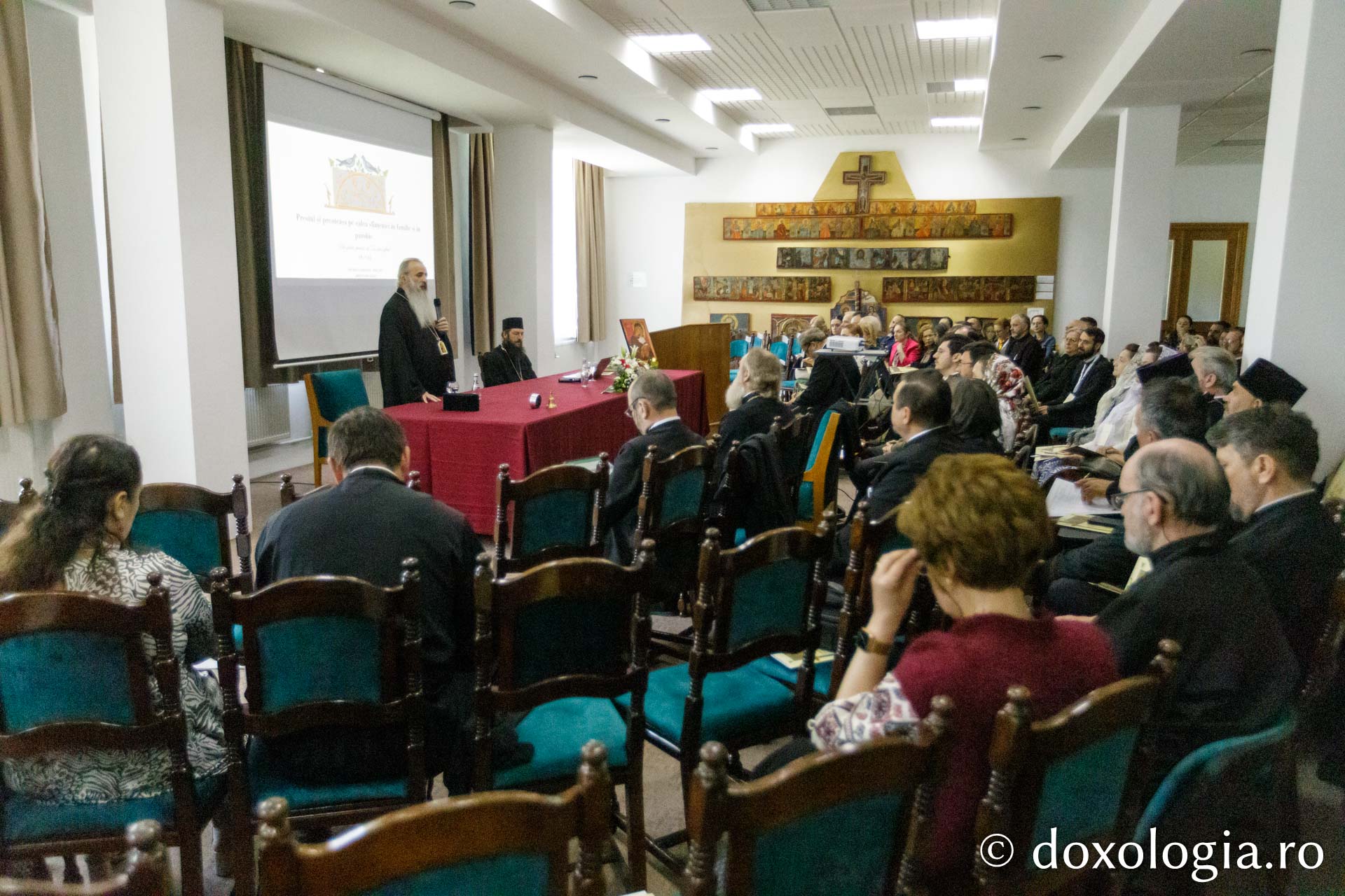 Conferință preoțească dedicată clericilor și familiilor acestora, la Centrul Cultural-Pastoral „Sfântul Daniil Sihastrul” din Durău