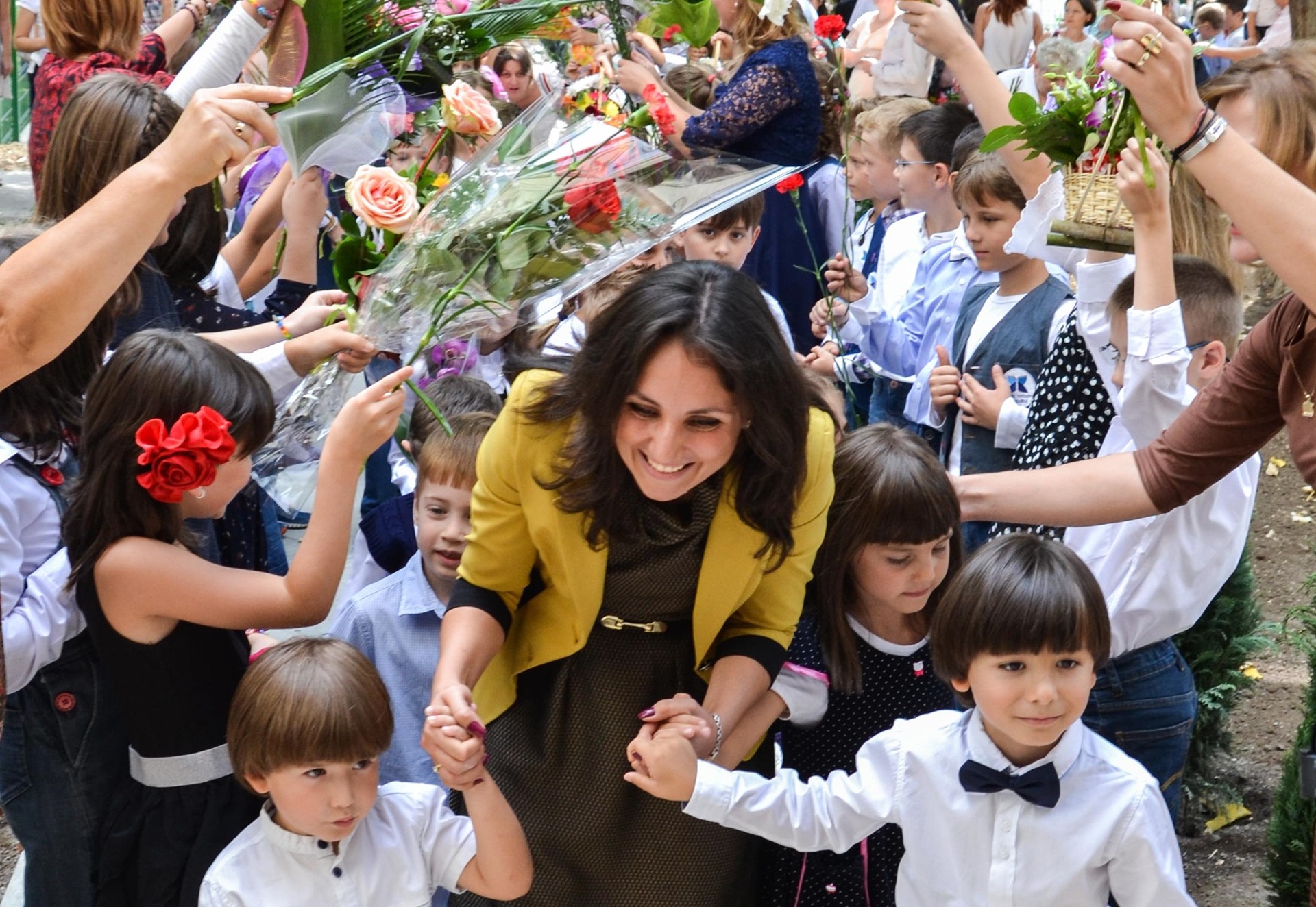 invatatoare si elevii