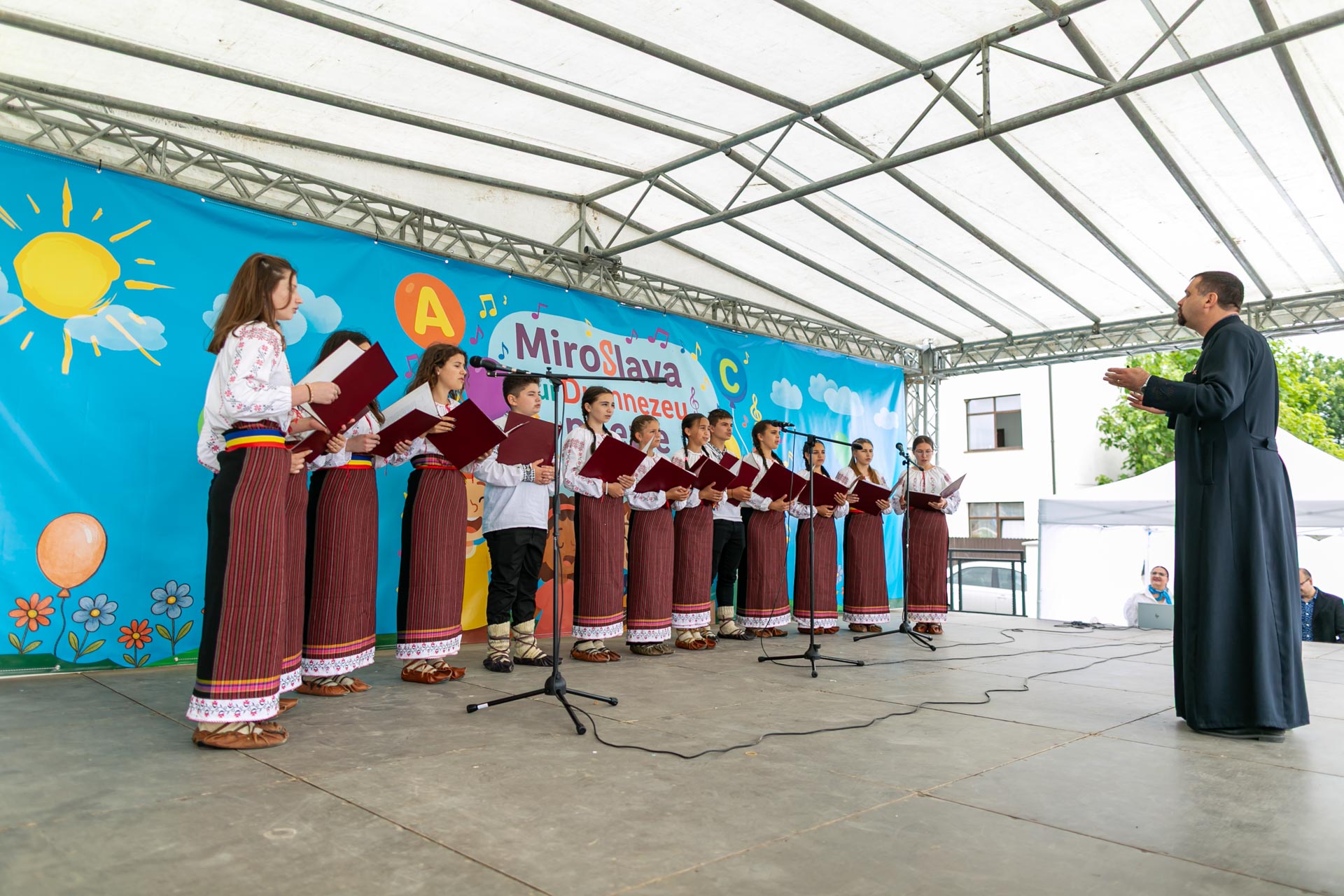 Festivalul-concurs „MiroSlava lui Dumnezeu în poezie și cântec”