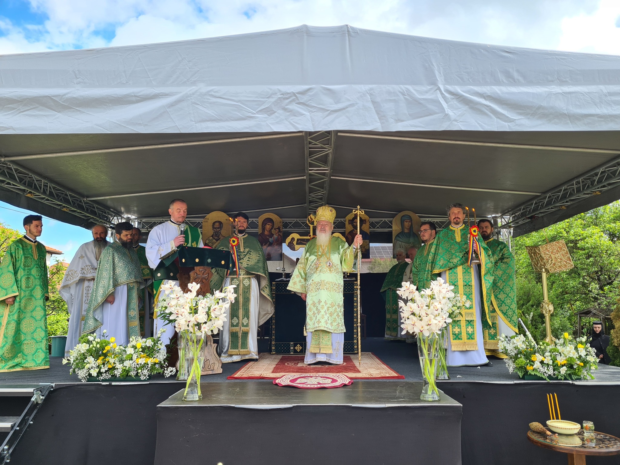 Hramul Mănăstirii „Sfânta Elisabeta” din Cluj-Napoca și punerea pietrei de temelie pentru biserica așezământului monahal