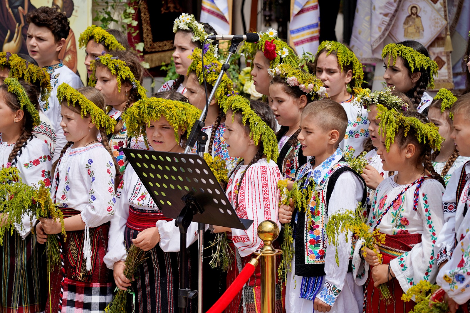 PS Nichifor Botoșăneanul, către nemțeni, la hramul orașului Piatra Neamț: „Să-l urmăm cu viețuirea noastră pe Sfântul Ioan Botezătorul”