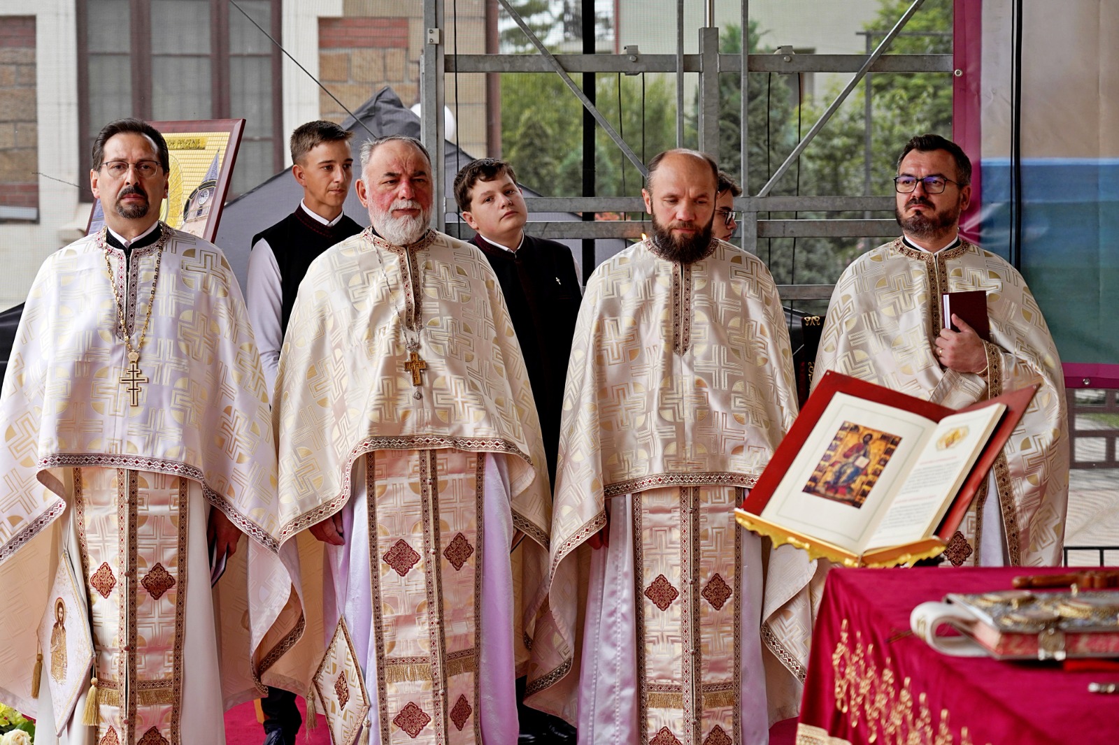 PS Nichifor Botoșăneanul, către nemțeni, la hramul orașului Piatra Neamț: „Să-l urmăm cu viețuirea noastră pe Sfântul Ioan Botezătorul”