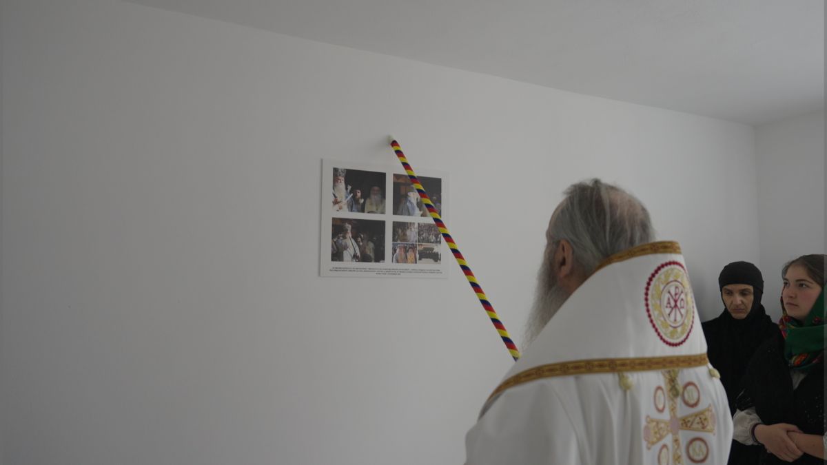 Întru pomenire veșnică: Sfânta Liturghie și parastas pentru părintele Justin Parvu la Mănăstirea Petru Vodă