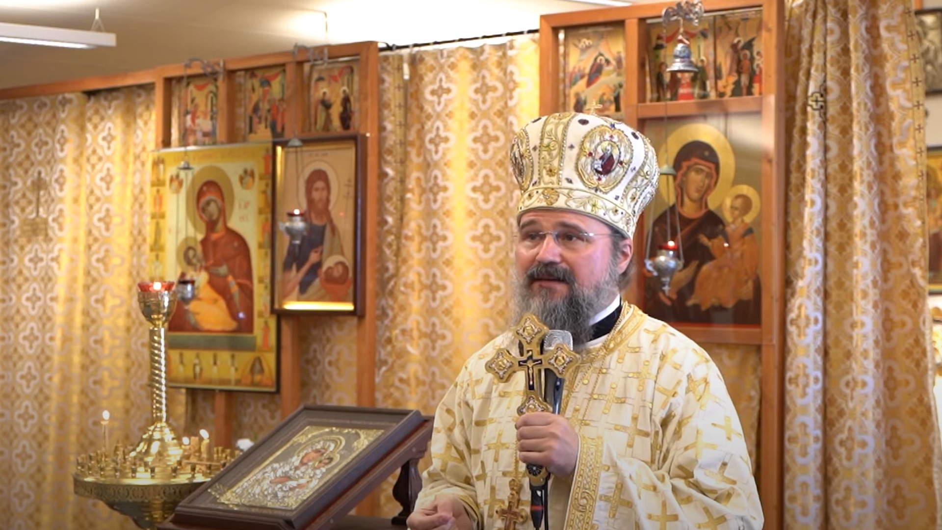 (Video) PS Macarie: „Cum reușim să nu fim singuri?” (Video) PS Macarie: „Cum reușim să nu fim singuri?”