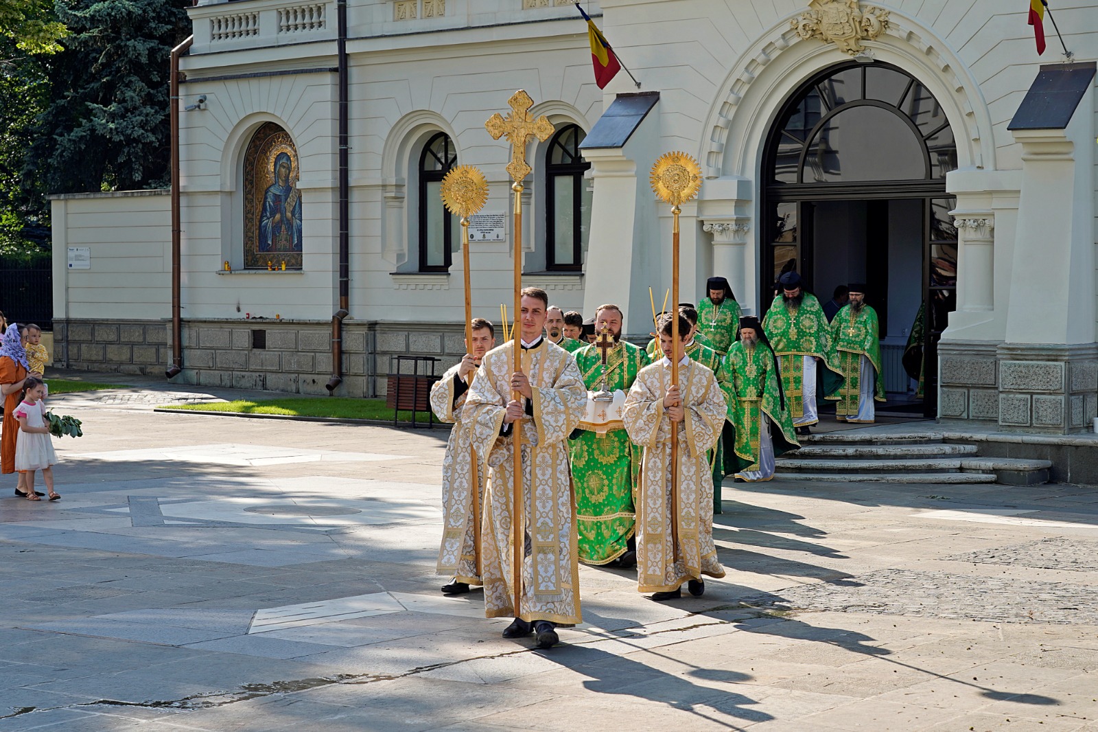 Sărbătoarea Bisericii, Cincizecimea, la Catedrală Mitropolitană din Iași text
