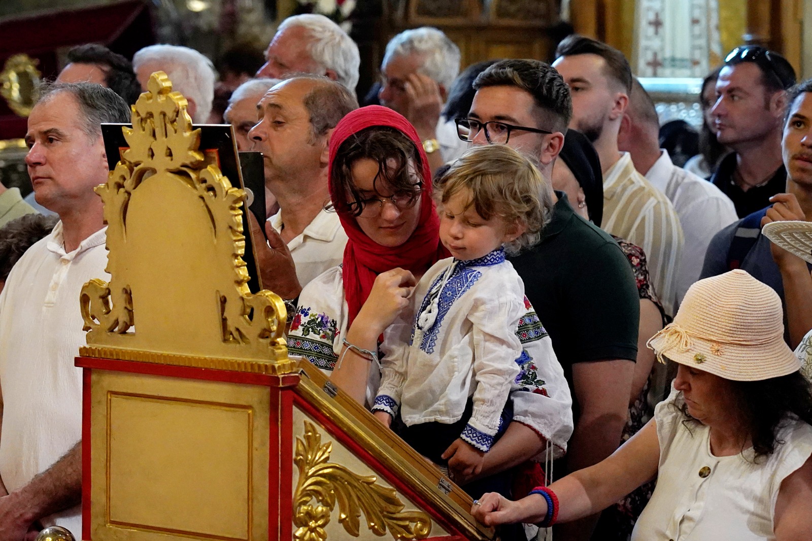 Sărbătoarea Bisericii, Cincizecimea, la Catedrală Mitropolitană din Iași text