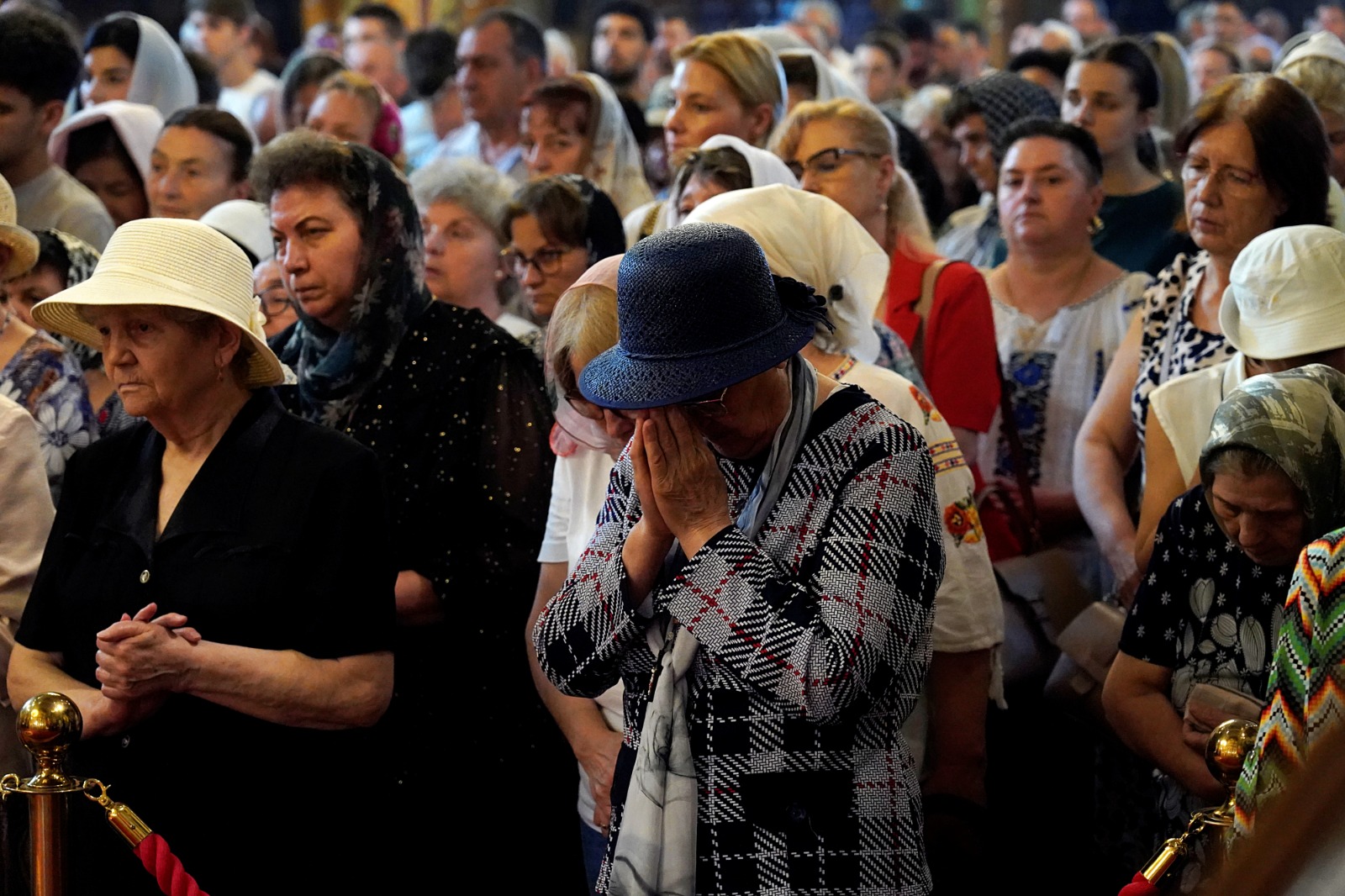 Sărbătoarea Bisericii, Cincizecimea, la Catedrală Mitropolitană din Iași text