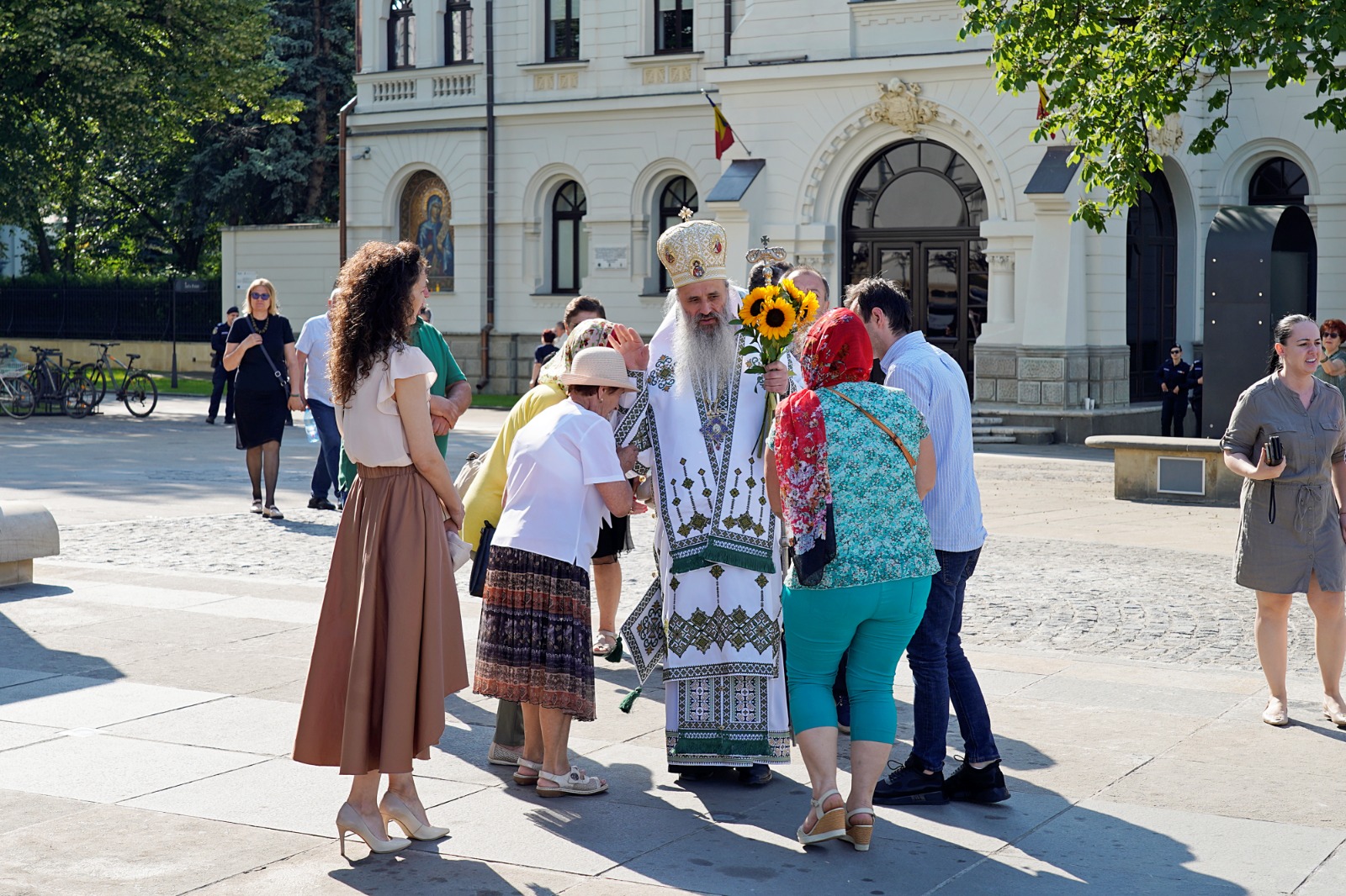 Sărbătoarea Bisericii, Cincizecimea, la Catedrală Mitropolitană din Iași text