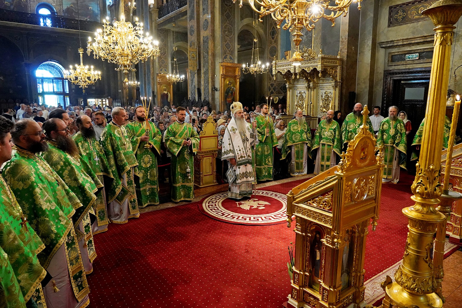 Sărbătoarea Bisericii, Cincizecimea, la Catedrală Mitropolitană din Iași text