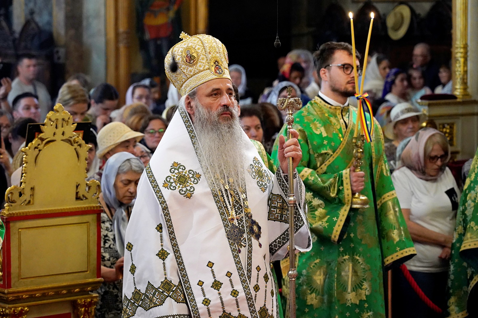 Sărbătoarea Bisericii, Cincizecimea, la Catedrală Mitropolitană din Iași text