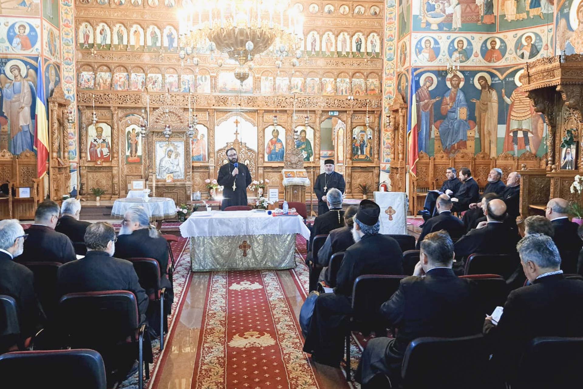 Comuniune și conlucrare frățească: Ședință administrativă comună între Protopopiatul Iași I și Protopopiatul Călărași