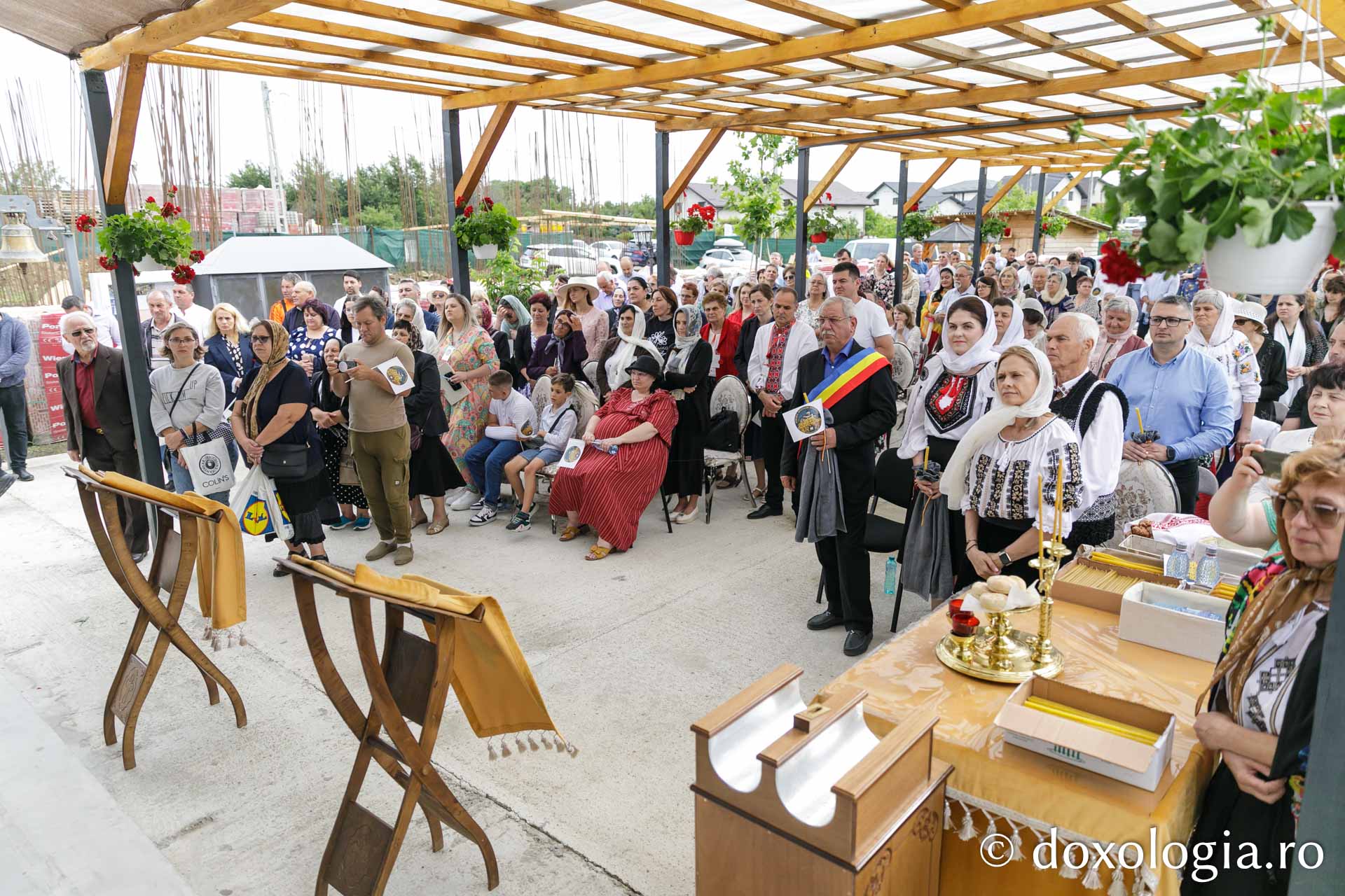 Parohia Miroslava III