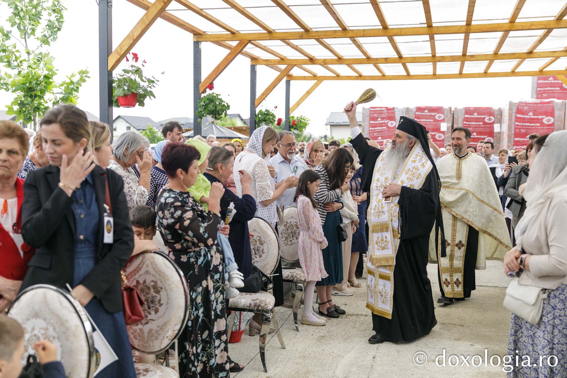 Parohia Miroslava III