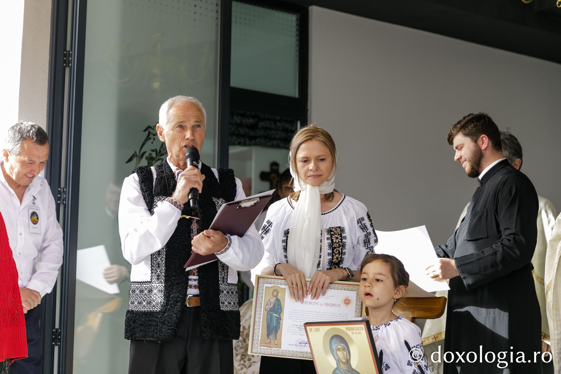 Parohia Miroslava III