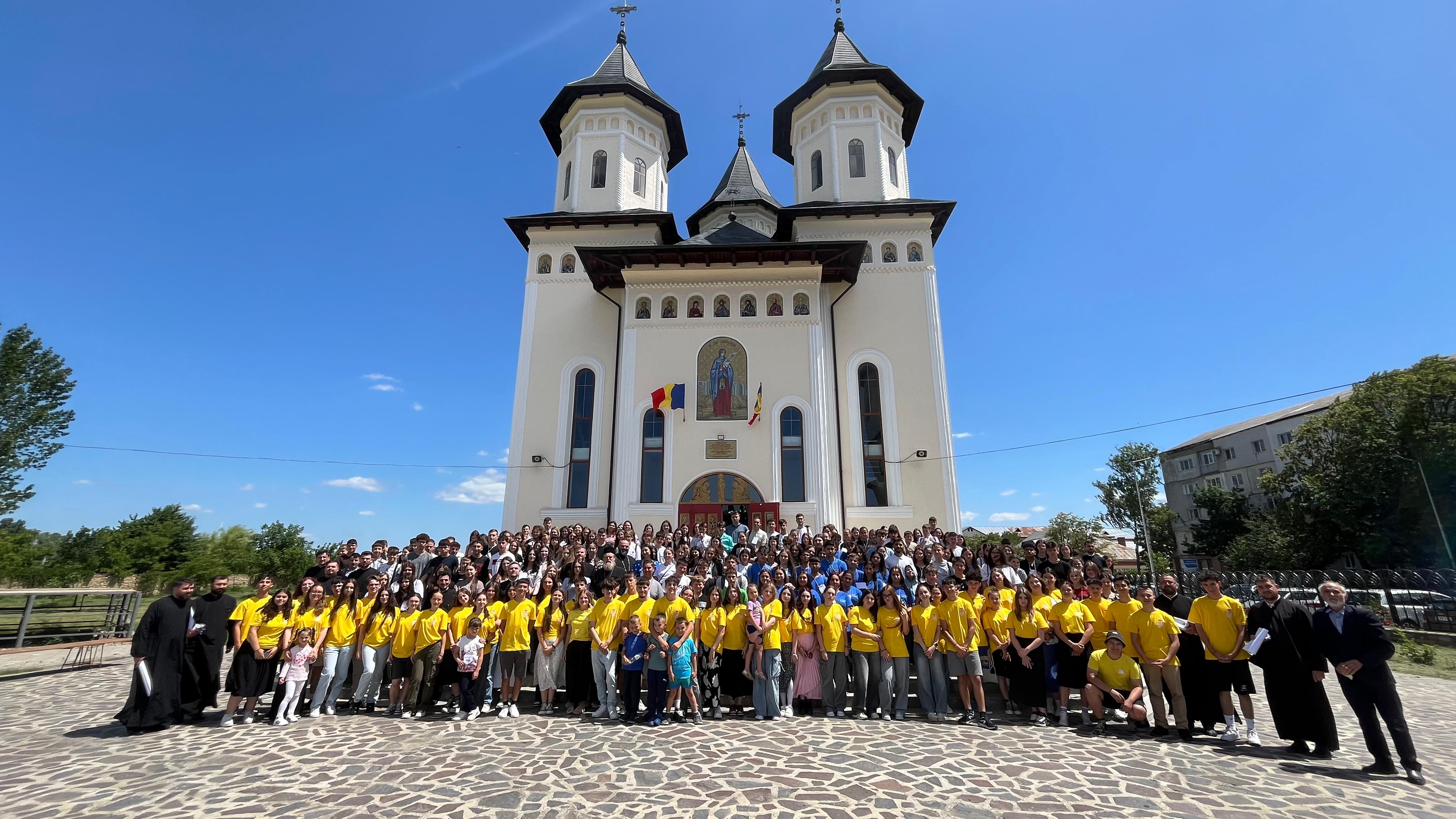 Întâlnirea Tinerilor Ortodocși în Protopopiatul Pașcani