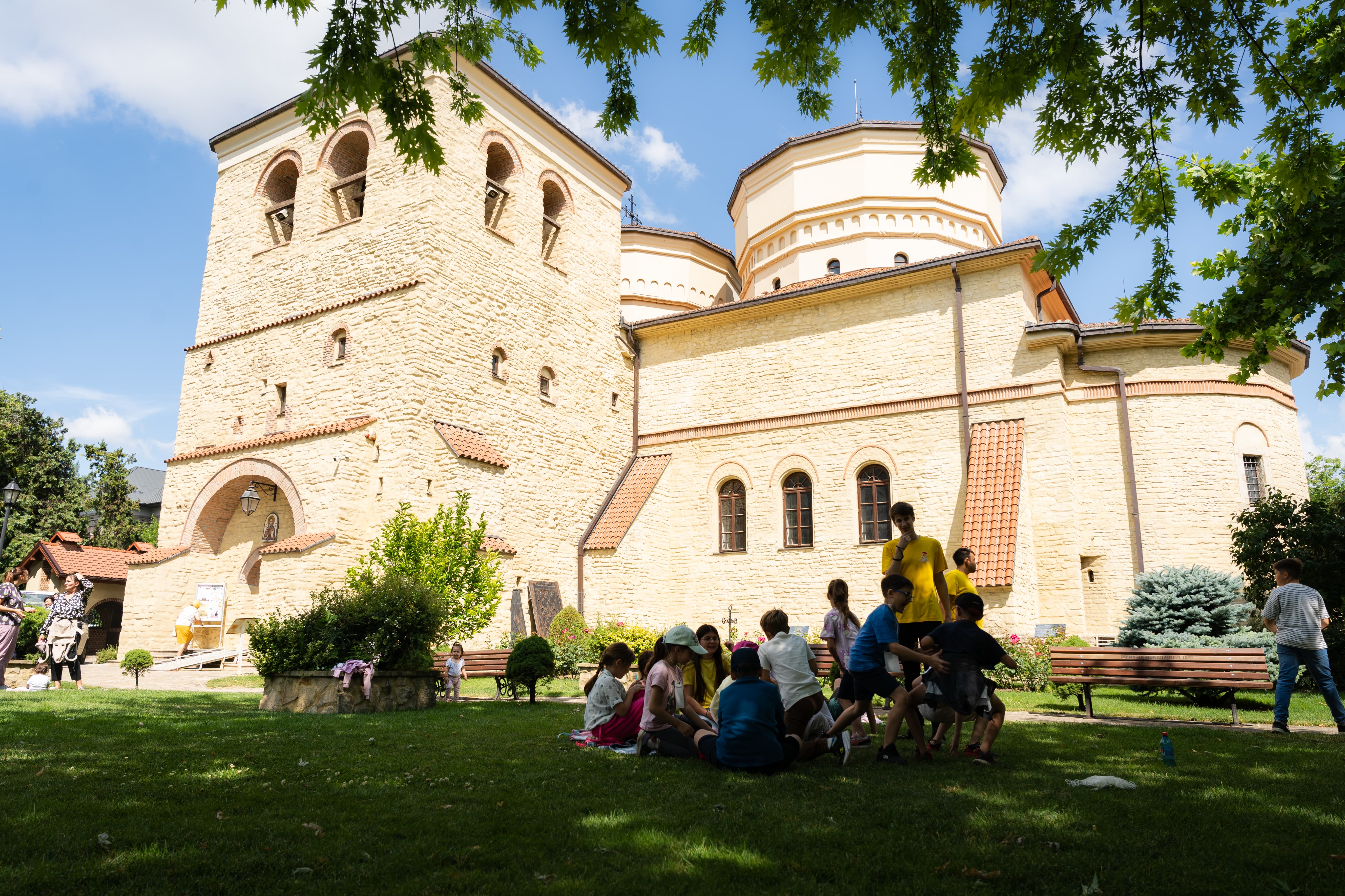 Tăbără pentru copii la Biserica „Sfântul Sava” din Iași
