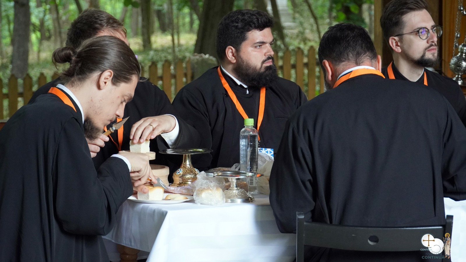 Tinerii preoți din Arhiepiscopia Iașilor au participat în aceste zile la un program de formare, organizat la Miclăușeni