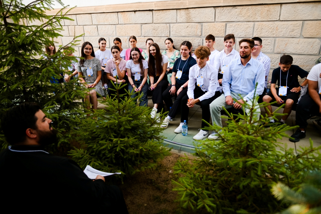 Întâlnirea Tinerilor Ortodocși din Protopopiatul Hârlău