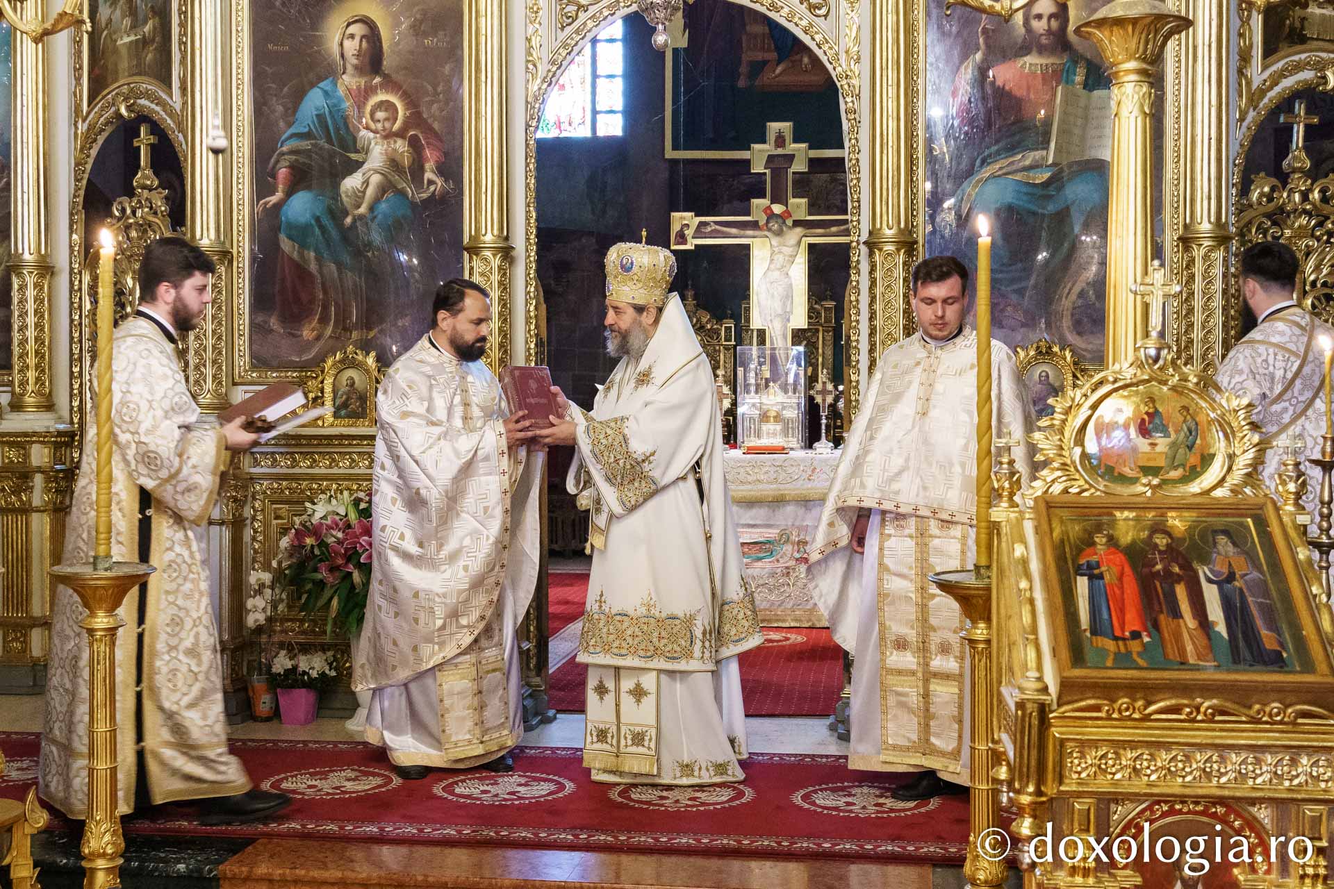 La Iași a început Masterclass-ul Internațional de Cânt Bizantin – cinci zile de formare, rugăciune și măiestrie închinată Maicii Domnului