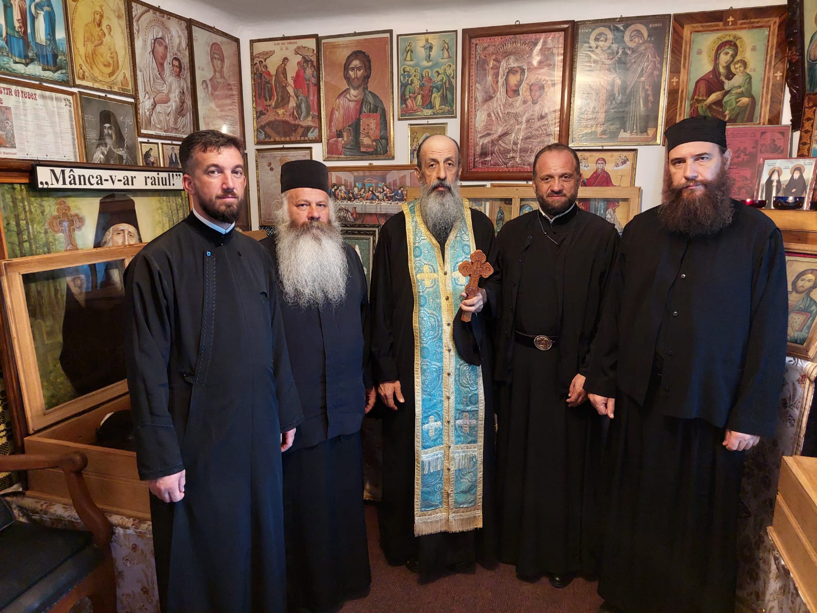 Starețul Mănăstirii „Sfântul Gheorghe Hozevitul”, în vizită la Sfinții Cleopa și Paisie de la Sihăstria