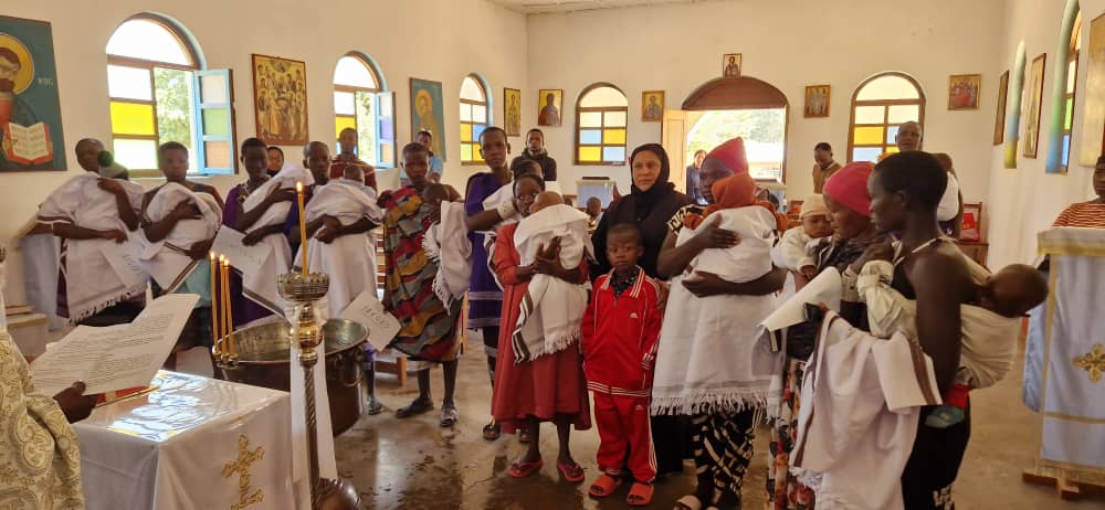 Botezuri în Kidamali la Centrul Misionar Ortodox